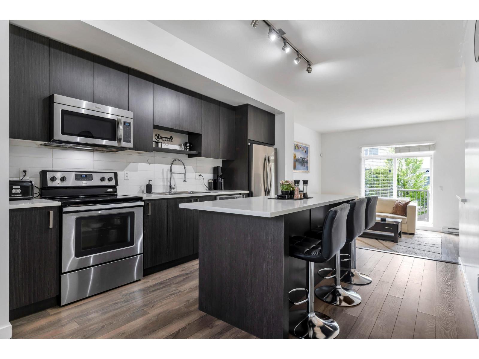 107 15230 Guildford Drive, Surrey, British Columbia  V3R 0C8 - Photo 13 - R3119825
