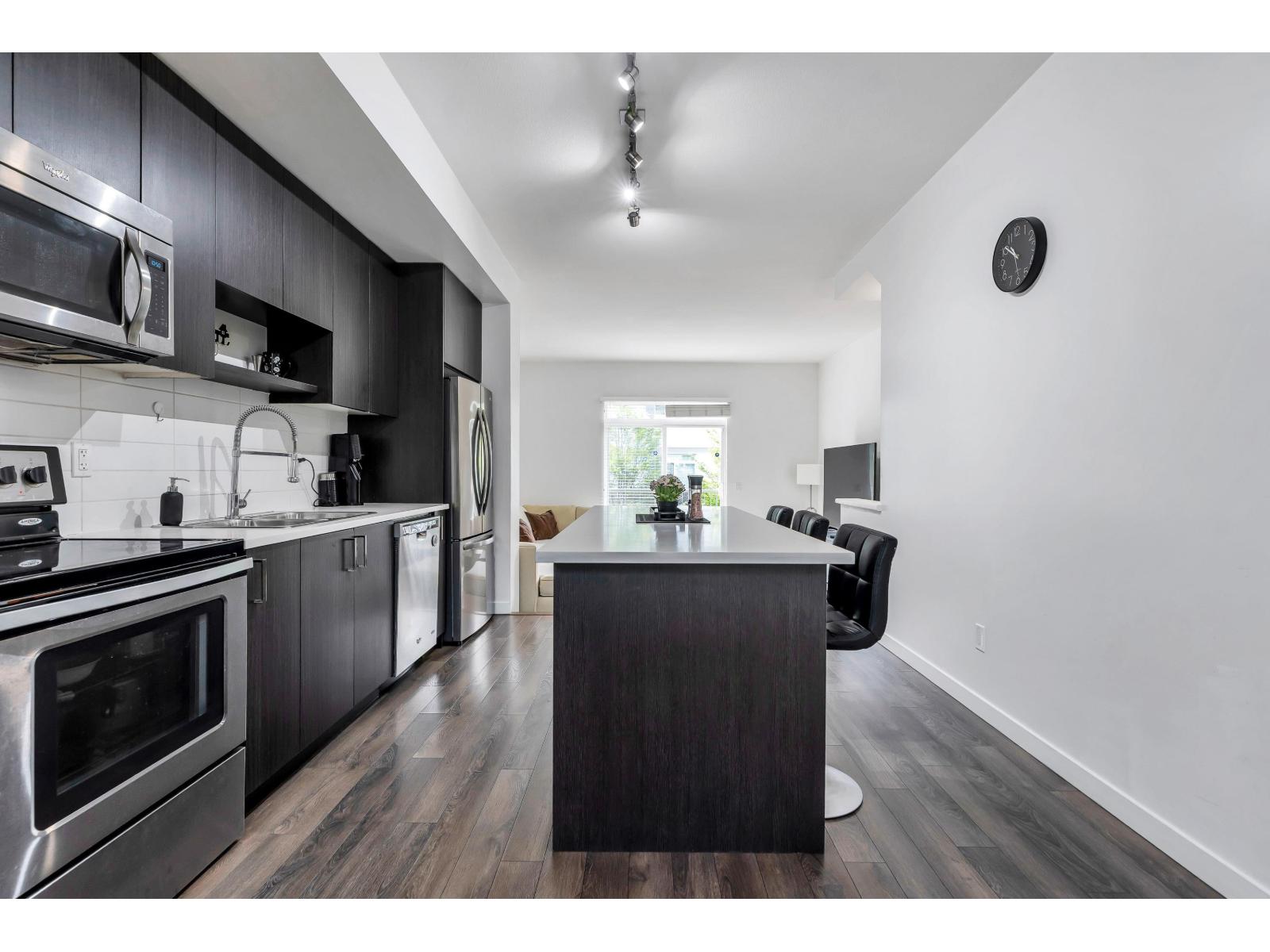 107 15230 Guildford Drive, Surrey, British Columbia  V3R 0C8 - Photo 14 - R3119825