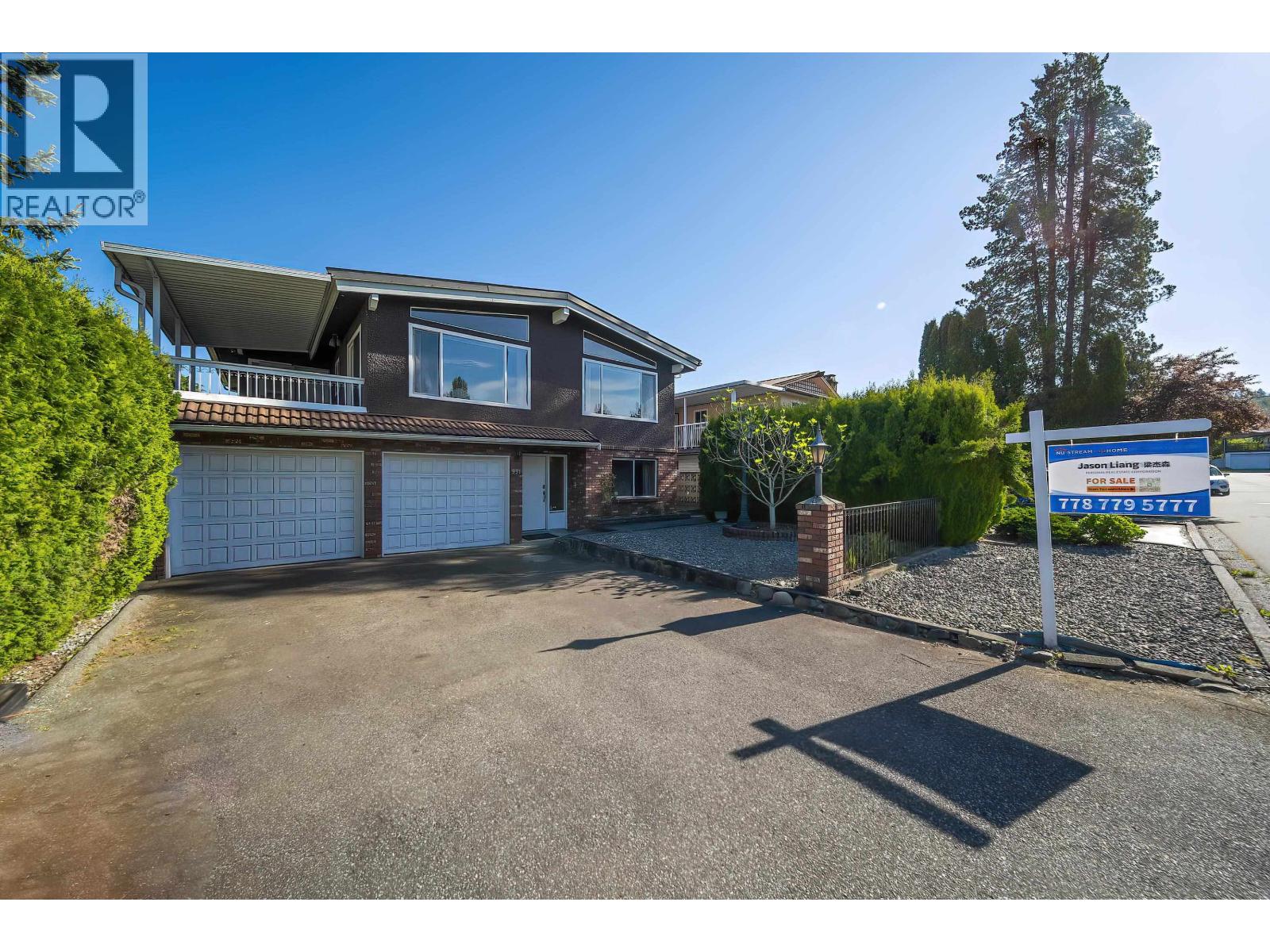 951 EVERETT CRESCENT, Burnaby, British Columbia