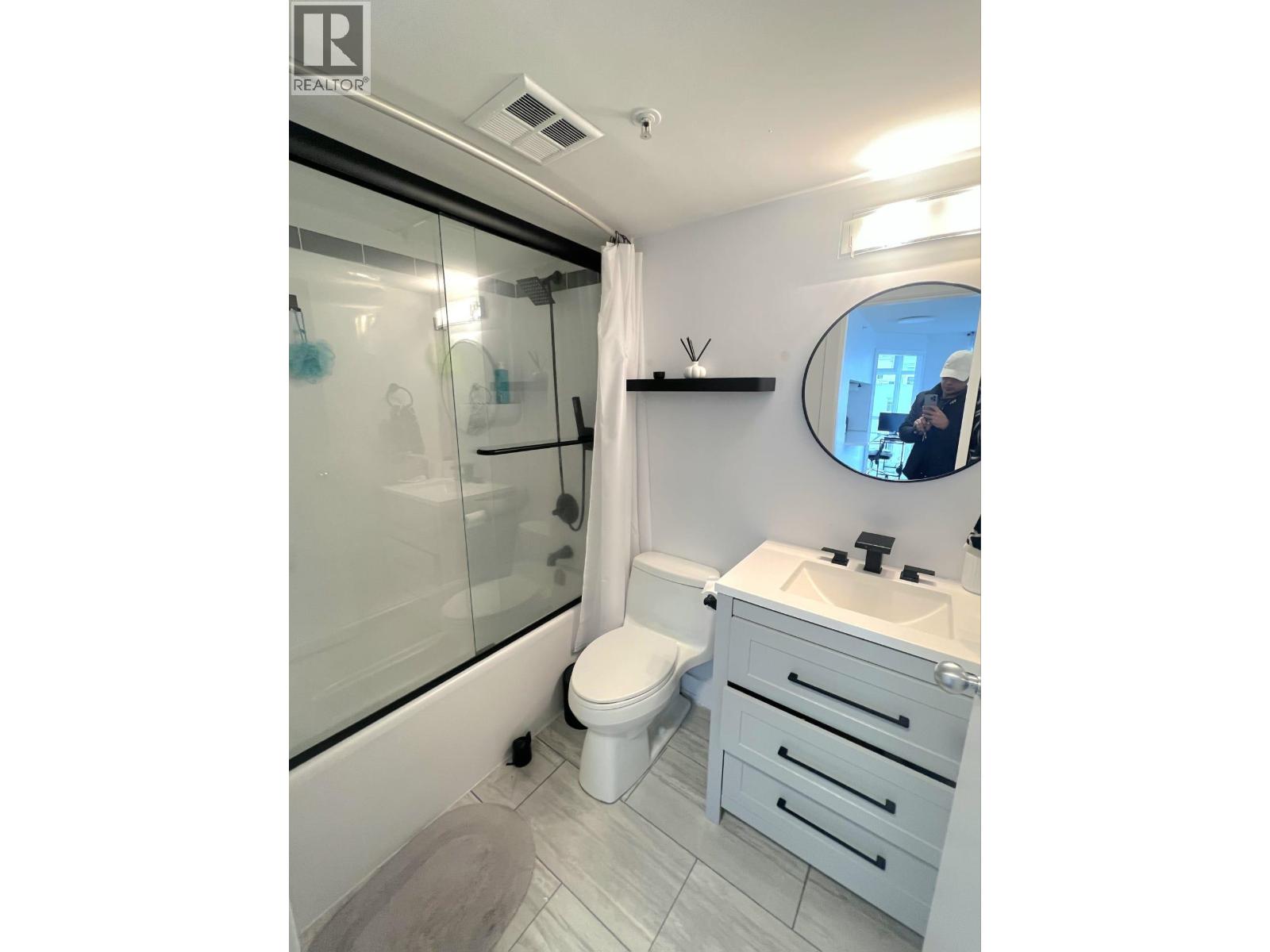 1202 438 Seymour Street, Vancouver, British Columbia  V6B 6H4 - Photo 9 - R3119785