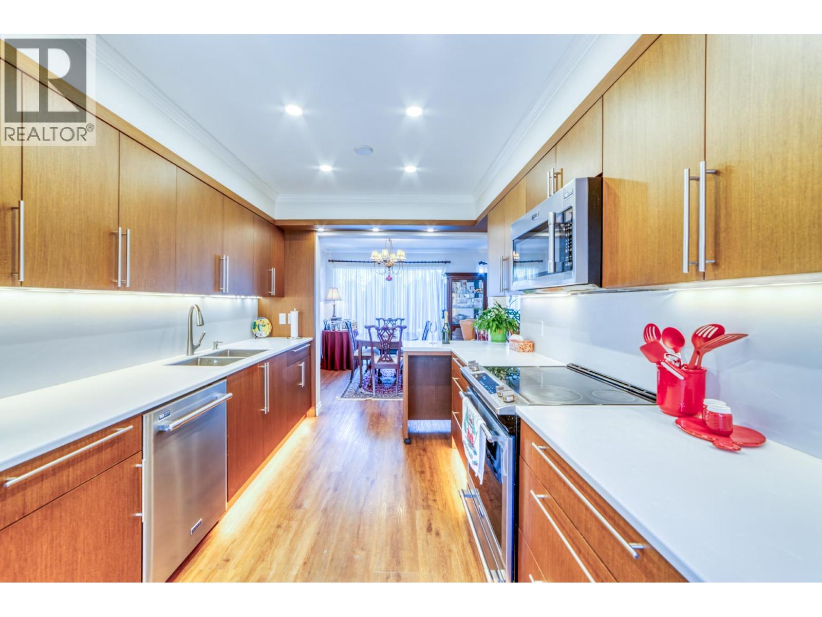 6 815 Tobruck Avenue, North Vancouver, British Columbia  V7P 1V9 - Photo 5 - R3119666