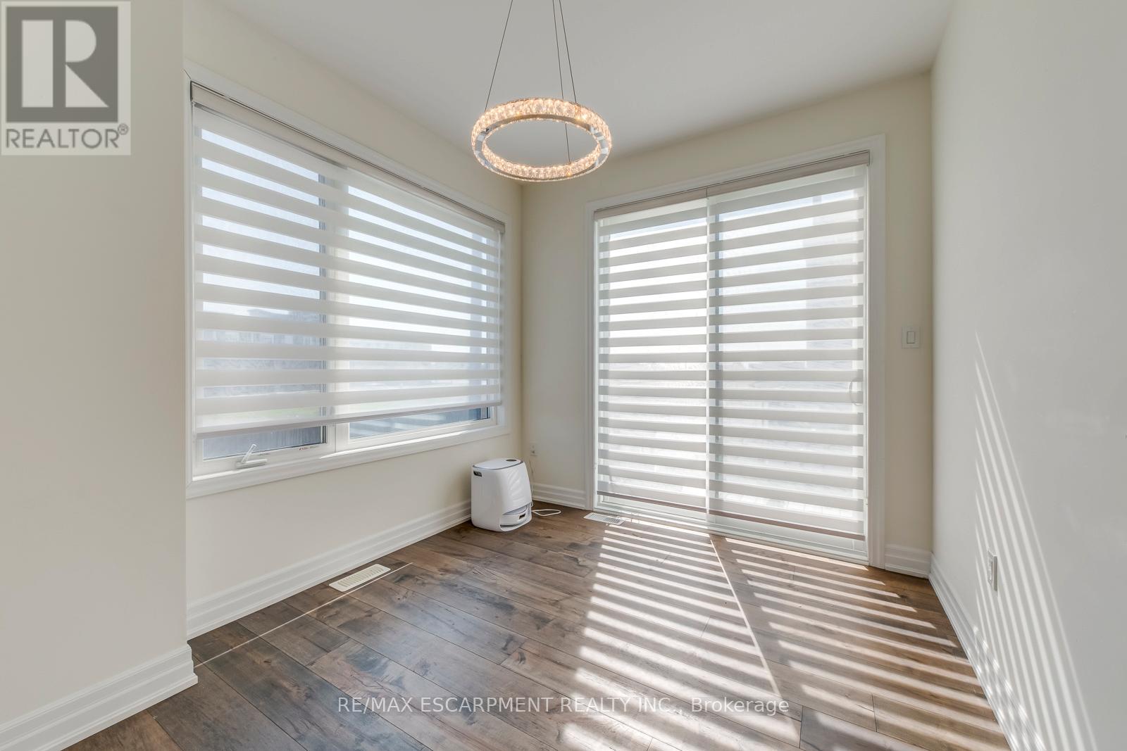 155 Grovewood Common, Oakville, Ontario  L6H 0X5 - Photo 21 - W13086956