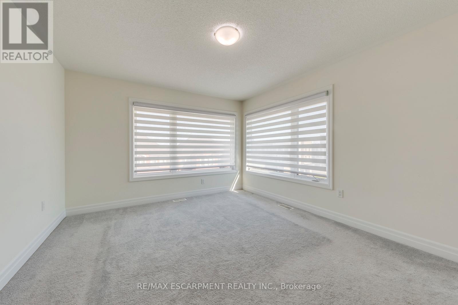 155 Grovewood Common, Oakville, Ontario  L6H 0X5 - Photo 37 - W13086956