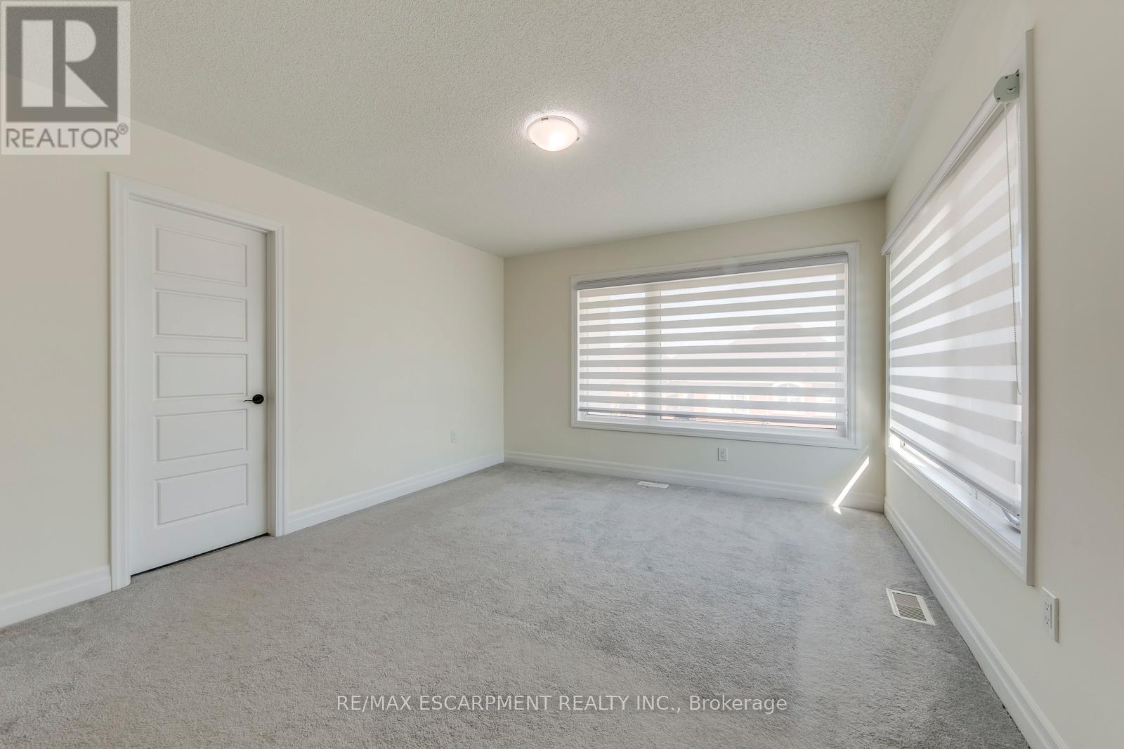 155 Grovewood Common, Oakville, Ontario  L6H 0X5 - Photo 39 - W13086956
