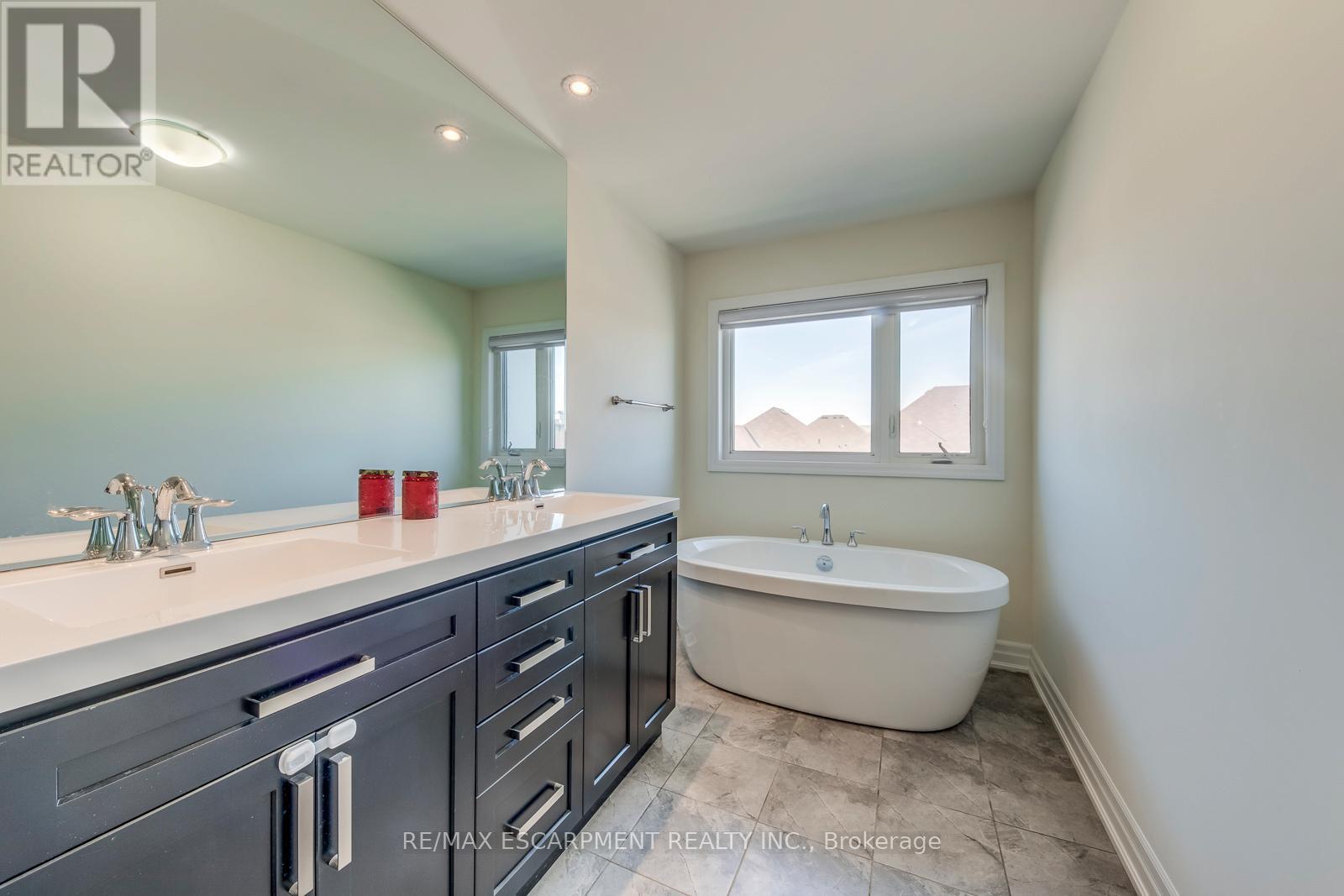 155 Grovewood Common, Oakville, Ontario  L6H 0X5 - Photo 41 - W13086956