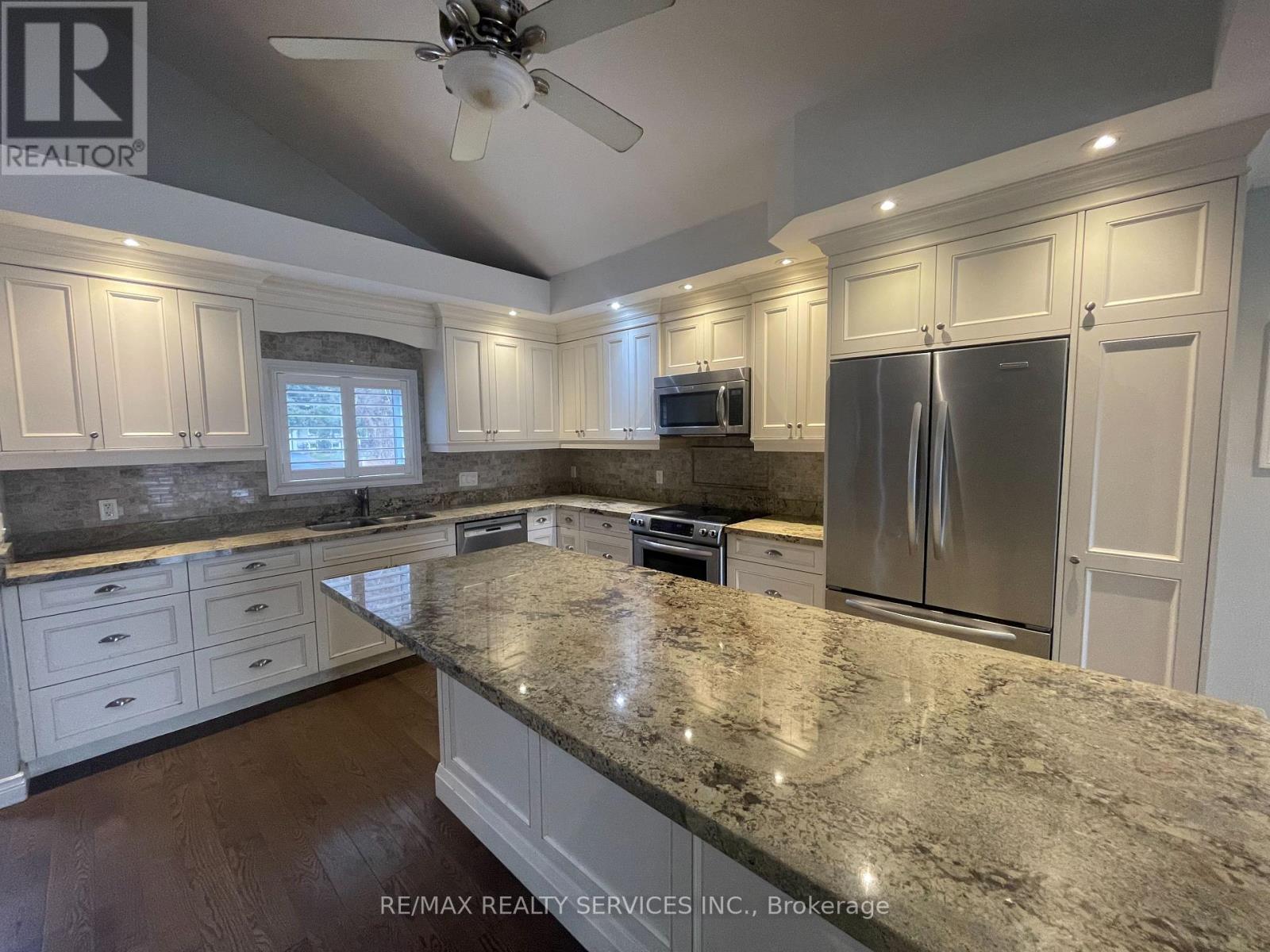 109 River Road, Brampton, Ontario  L6X 0A9 - Photo 2 - W13086964