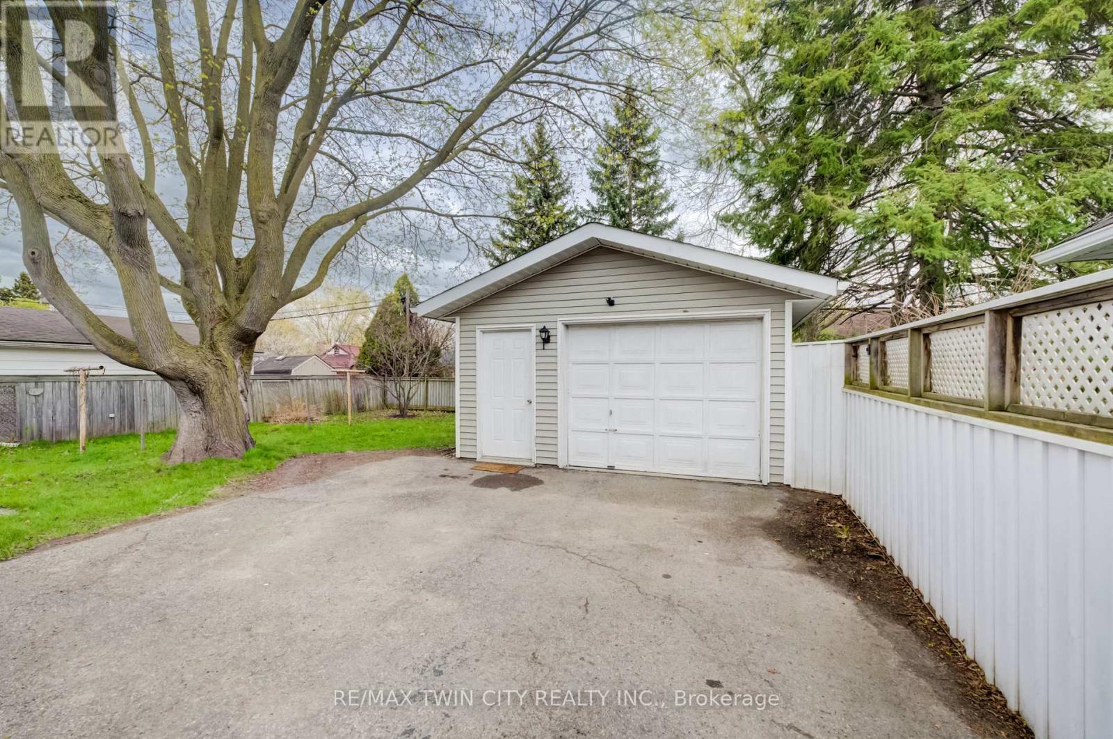 57 Jack Avenue, Kitchener, Ontario  N2M 1Z9 - Photo 21 - X13086996