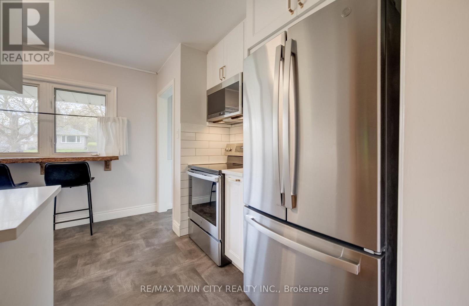 57 Jack Avenue, Kitchener, Ontario  N2M 1Z9 - Photo 8 - X13086996