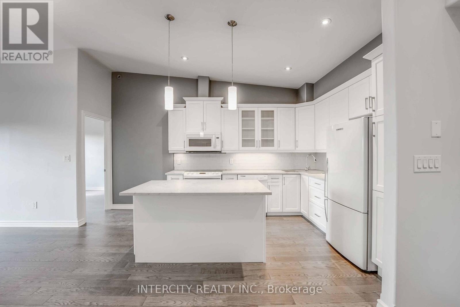 306 - 6928 Ailanthus Avenue E, Niagara Falls, Ontario  L2G 4C8 - Photo 9 - X13087022
