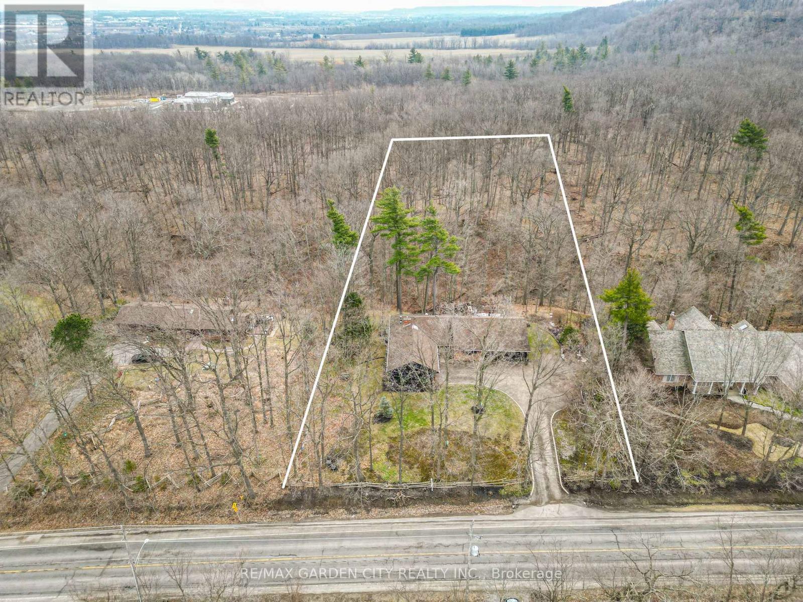 51 Park Road S, Grimsby, Ontario  L3M 4E7 - Photo 50 - X13087030