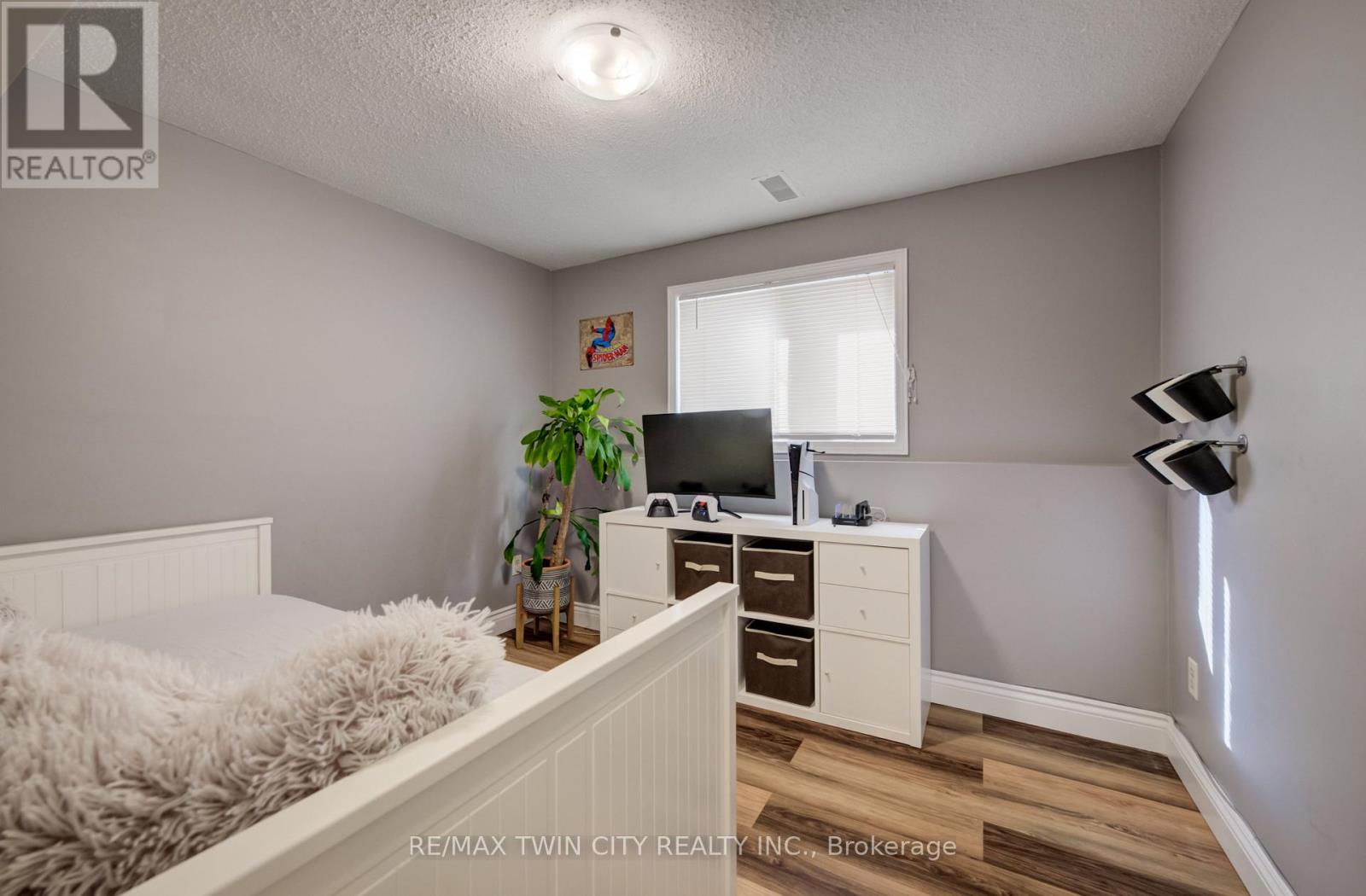 226 Hillmer Road, Cambridge, Ontario  N1R 6N8 - Photo 33 - X13087044