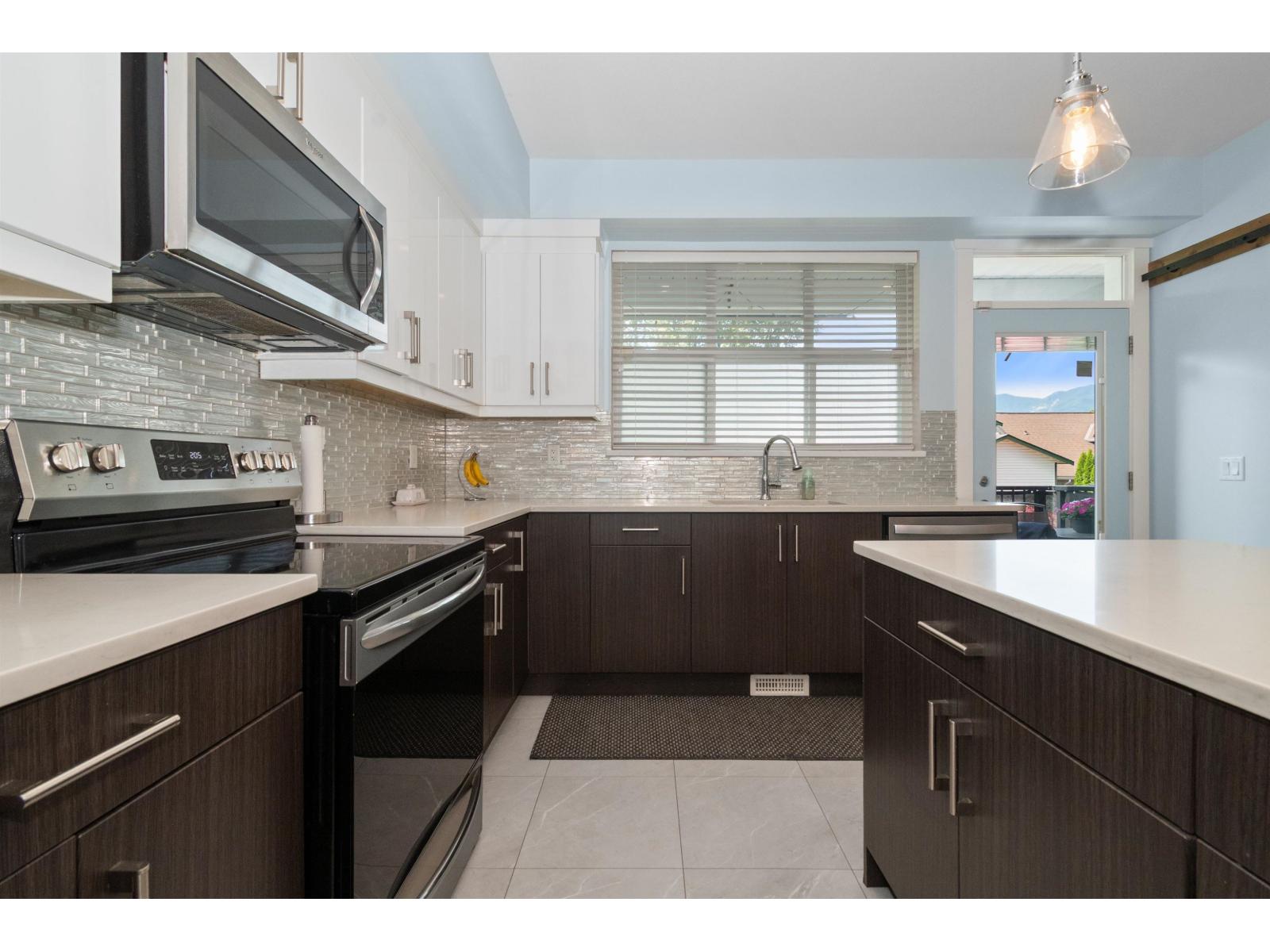 2 45395 Spadina Avenue, Chilliwack Proper West, Chilliwack, British Columbia V2P 0H3 - Photo 4 - R3115088