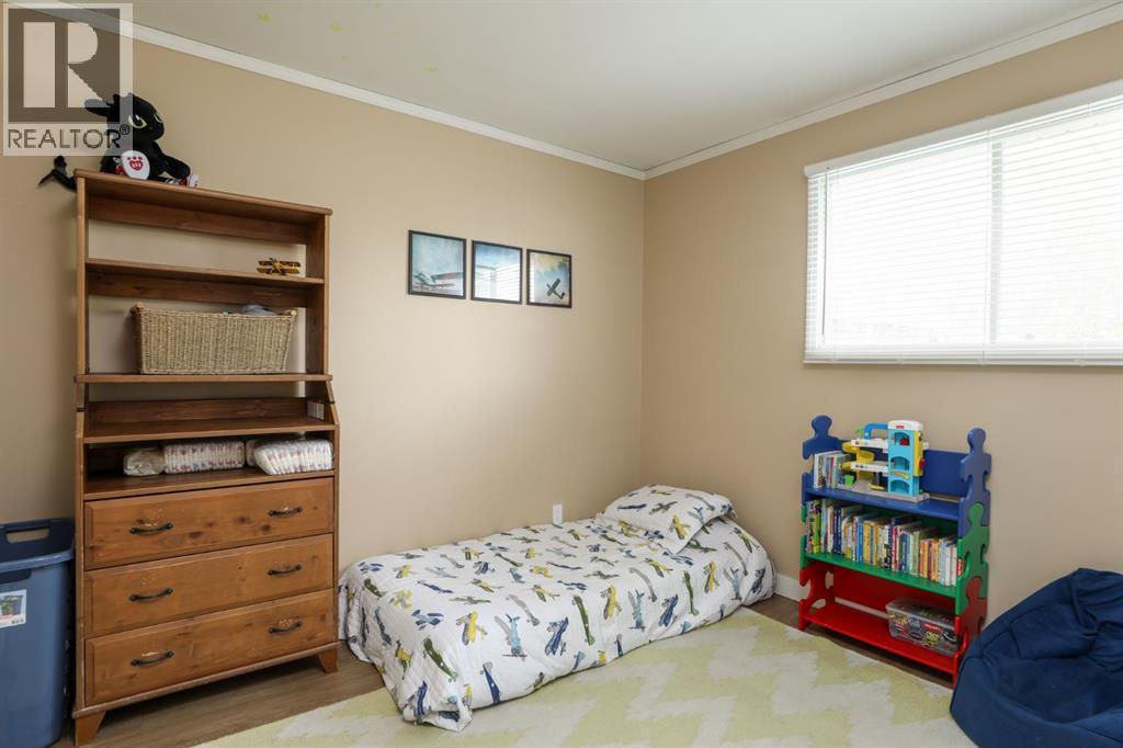 125 S 2a Street W, Magrath, Alberta  T0K 1J0 - Photo 17 - A2307986