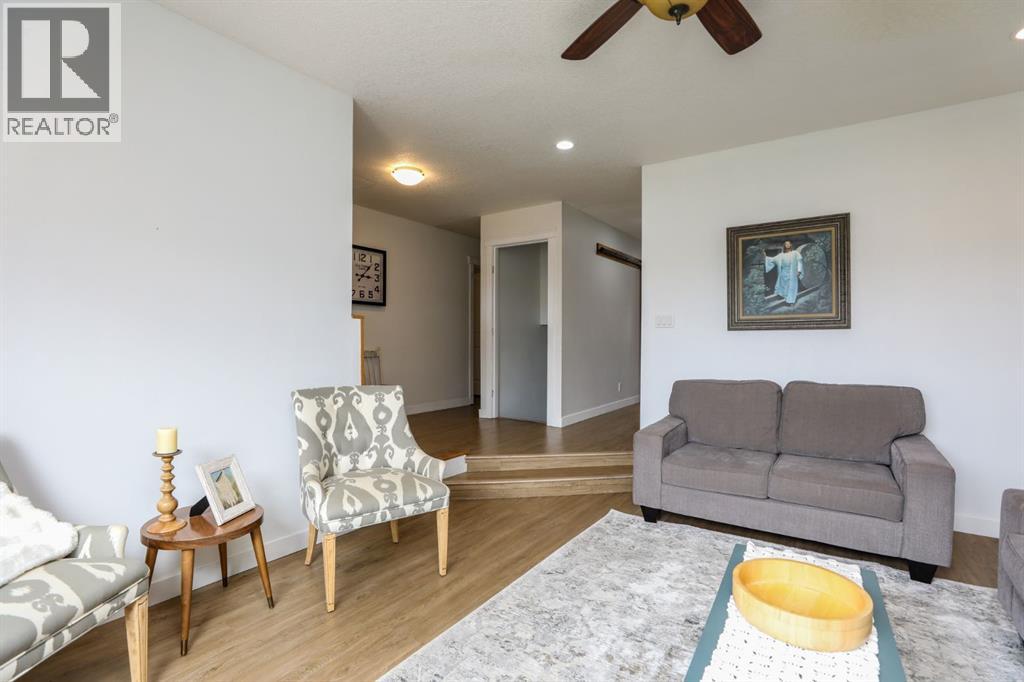 125 S 2a Street W, Magrath, Alberta  T0K 1J0 - Photo 6 - A2307986