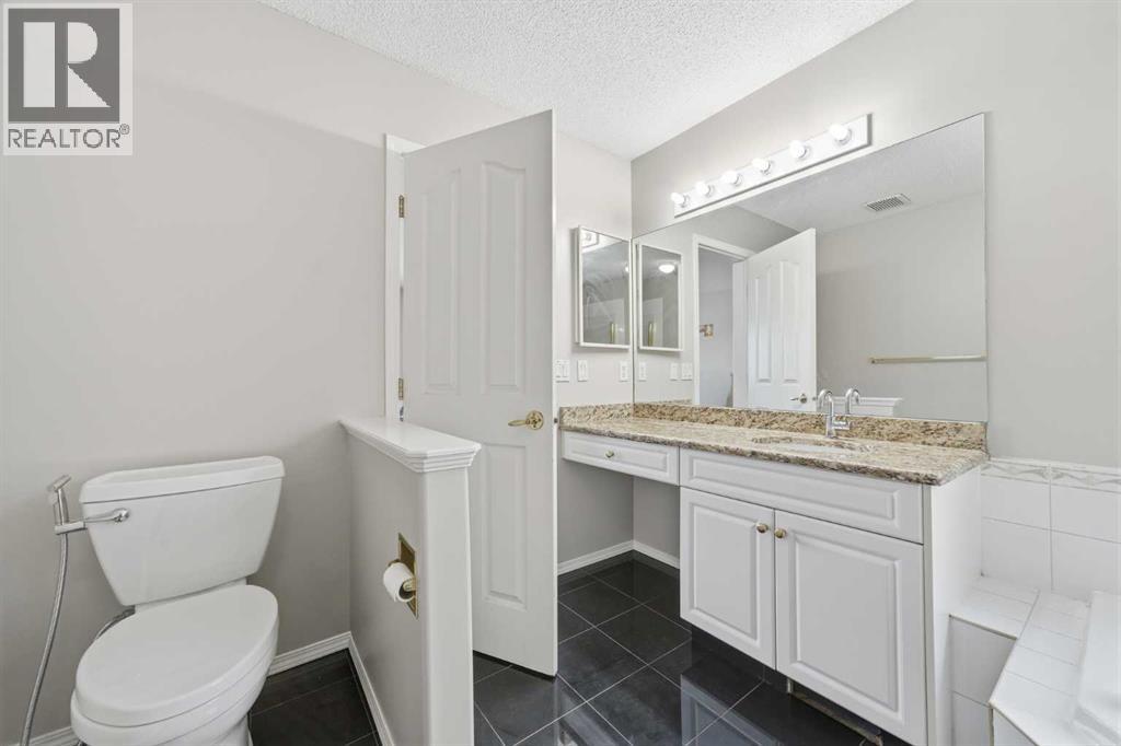 62 Hampstead Gardens NW, Calgary, Alberta  T3A 5Y5 - Photo 24 - A2270595