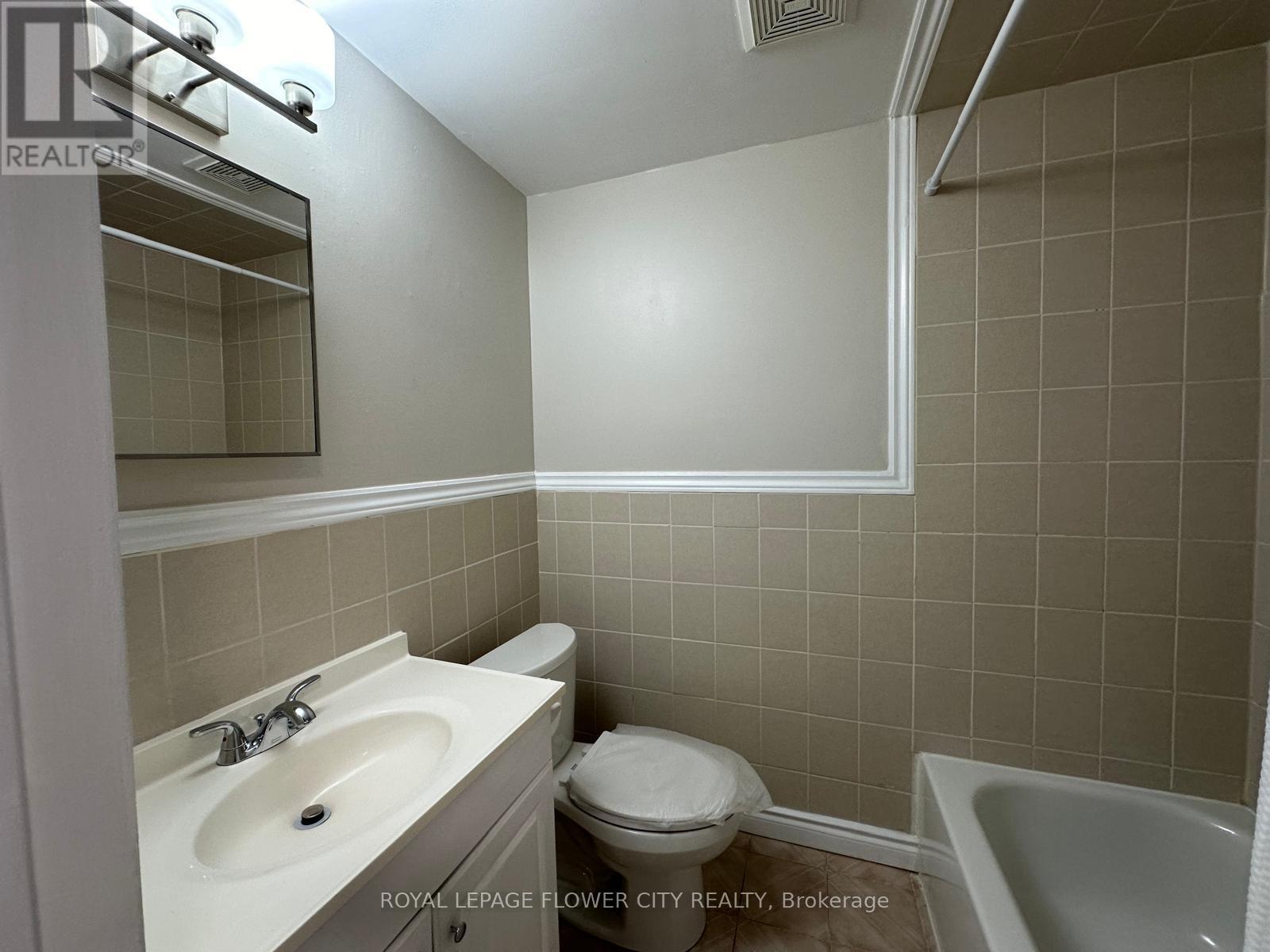 Bsmt - 415 Hansen Road N, Brampton, Ontario  L6V 3T5 - Photo 4 - W13084948