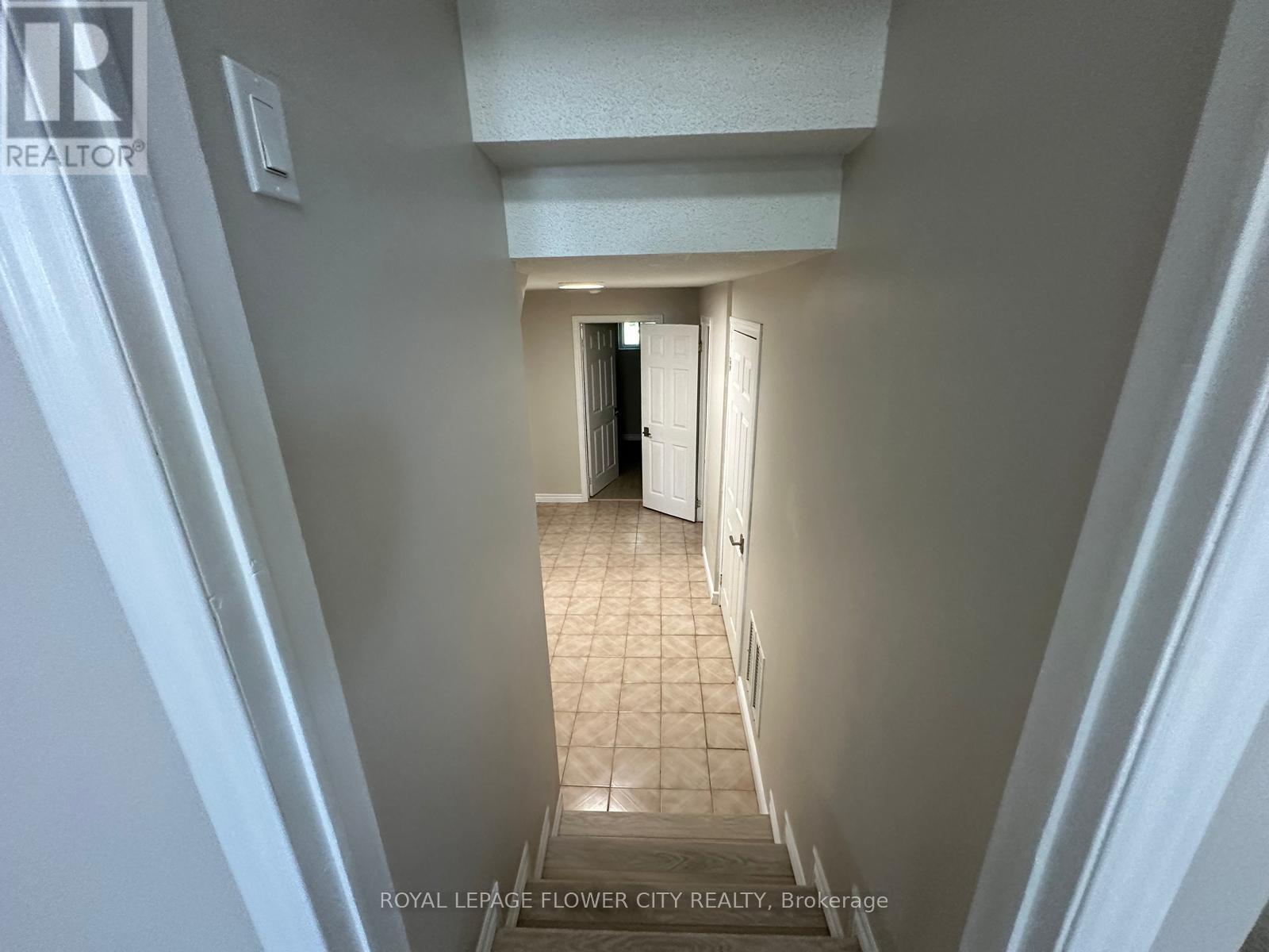 Bsmt - 415 Hansen Road N, Brampton, Ontario  L6V 3T5 - Photo 8 - W13084948
