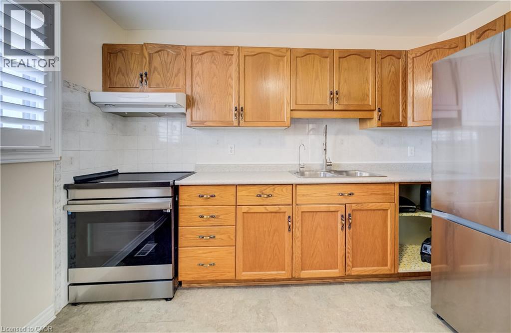 60 Elmsdale Drive Unit# 11, Kitchener, Ontario  N2E 2G4 - Photo 21 - 40827420