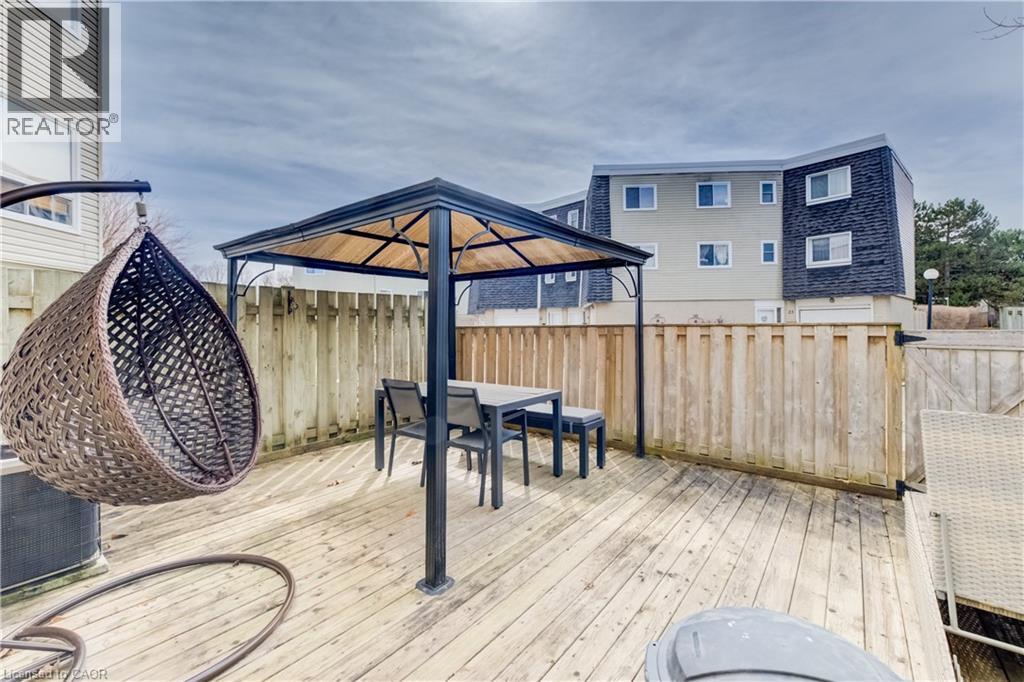 60 Elmsdale Drive Unit# 11, Kitchener, Ontario  N2E 2G4 - Photo 33 - 40827420