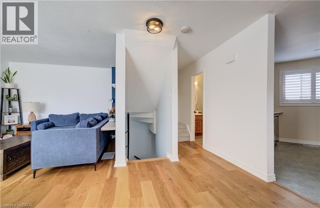 60 Elmsdale Drive Unit# 11, Kitchener, Ontario  N2E 2G4 - Photo 9 - 40827420