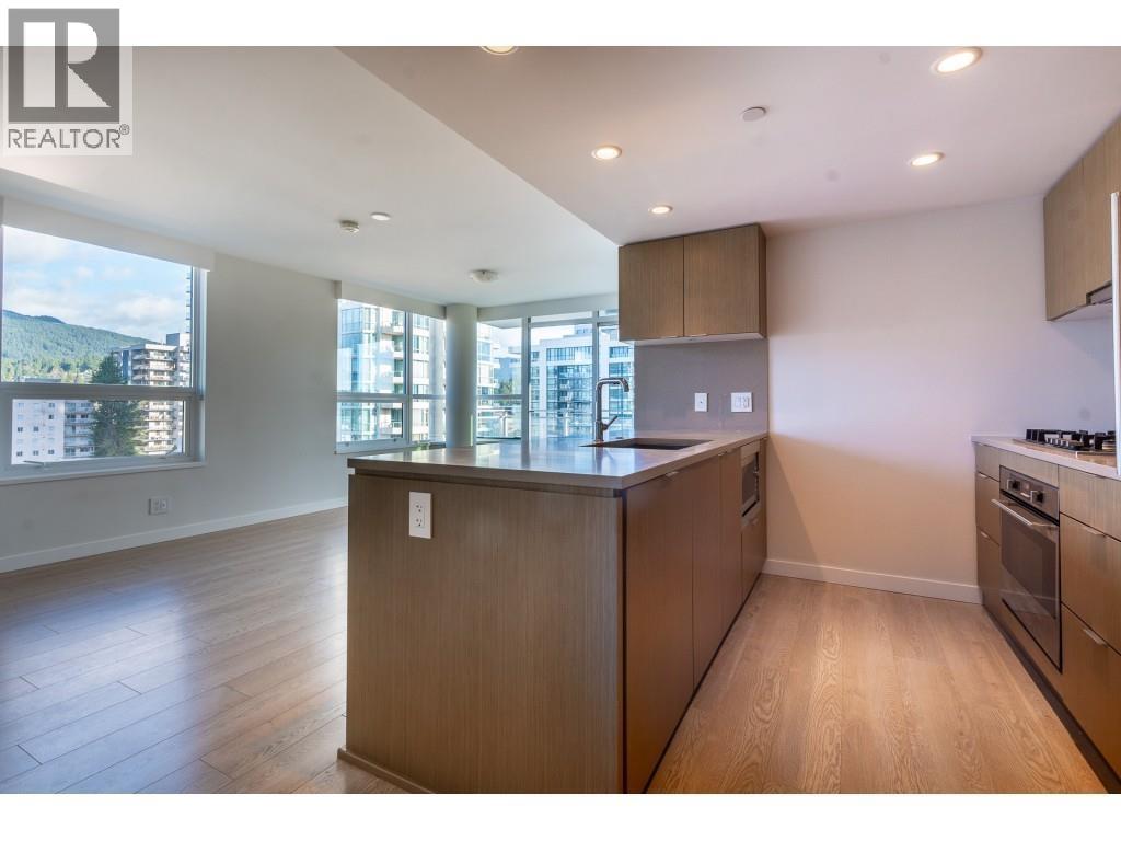 709 125 E 14 Street, North Vancouver, British Columbia  V7L 0E6 - Photo 2 - R3119094