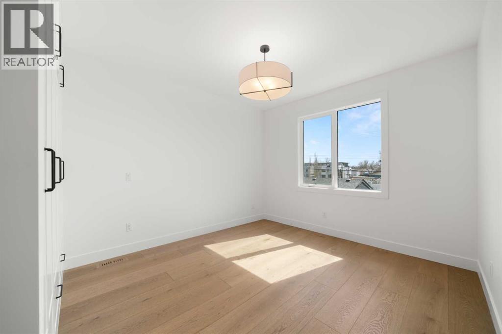 2405 4 Avenue NW, Calgary, Alberta  T2N 0P3 - Photo 23 - A2301446