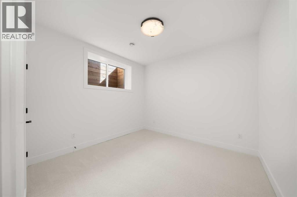 2405 4 Avenue NW, Calgary, Alberta  T2N 0P3 - Photo 44 - A2301446