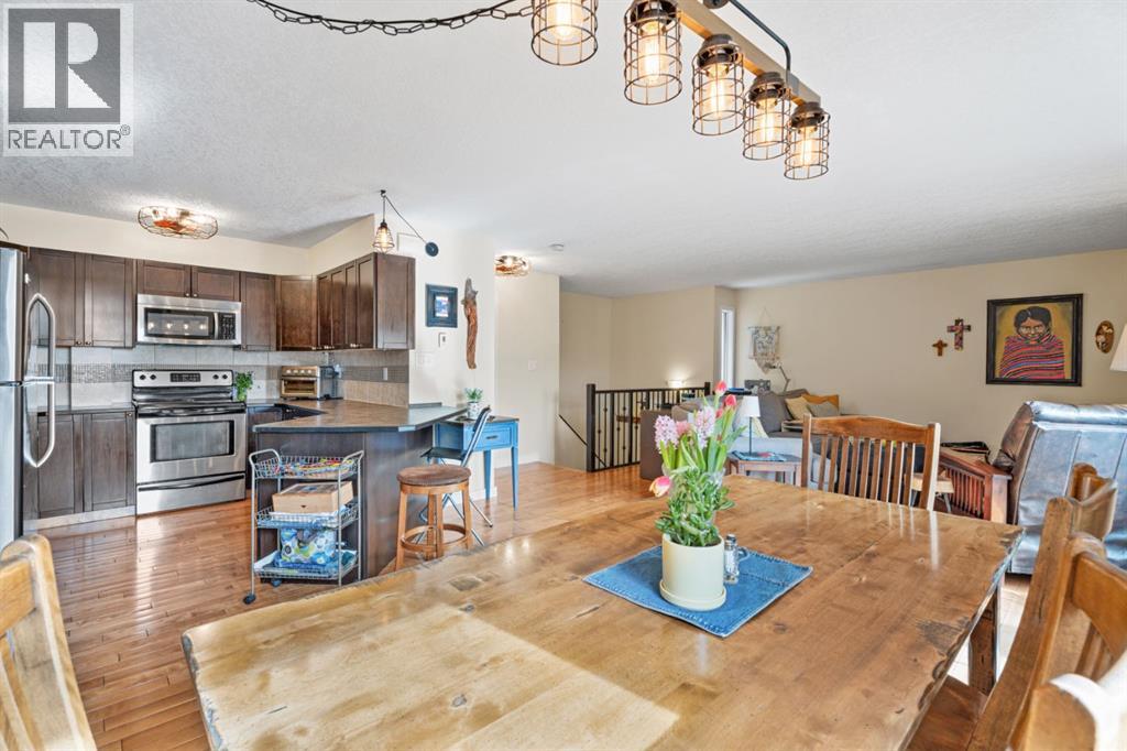 8, 50 8 Avenue SE, High River, Alberta