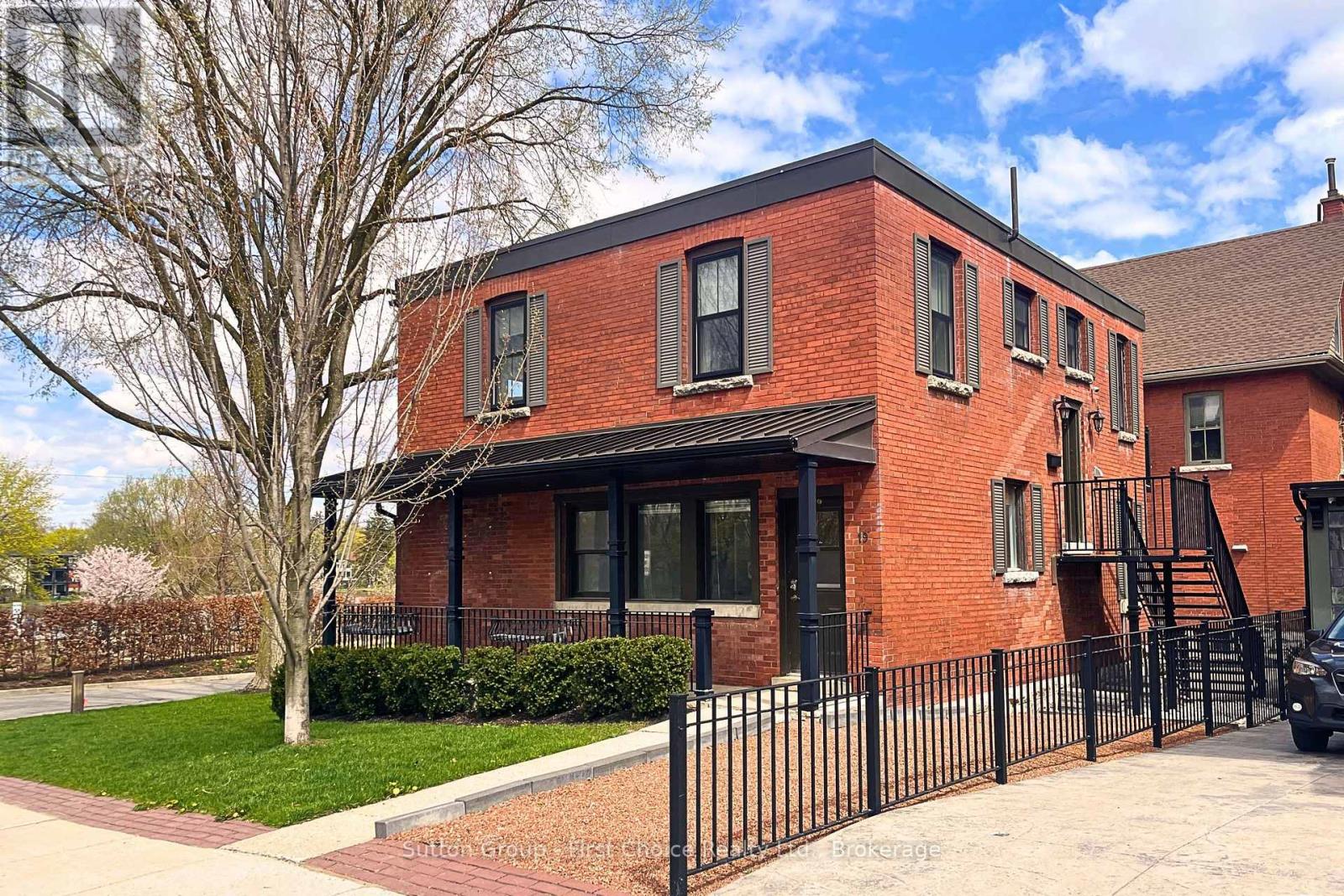 19 WATERLOO STREET S, Stratford, Ontario