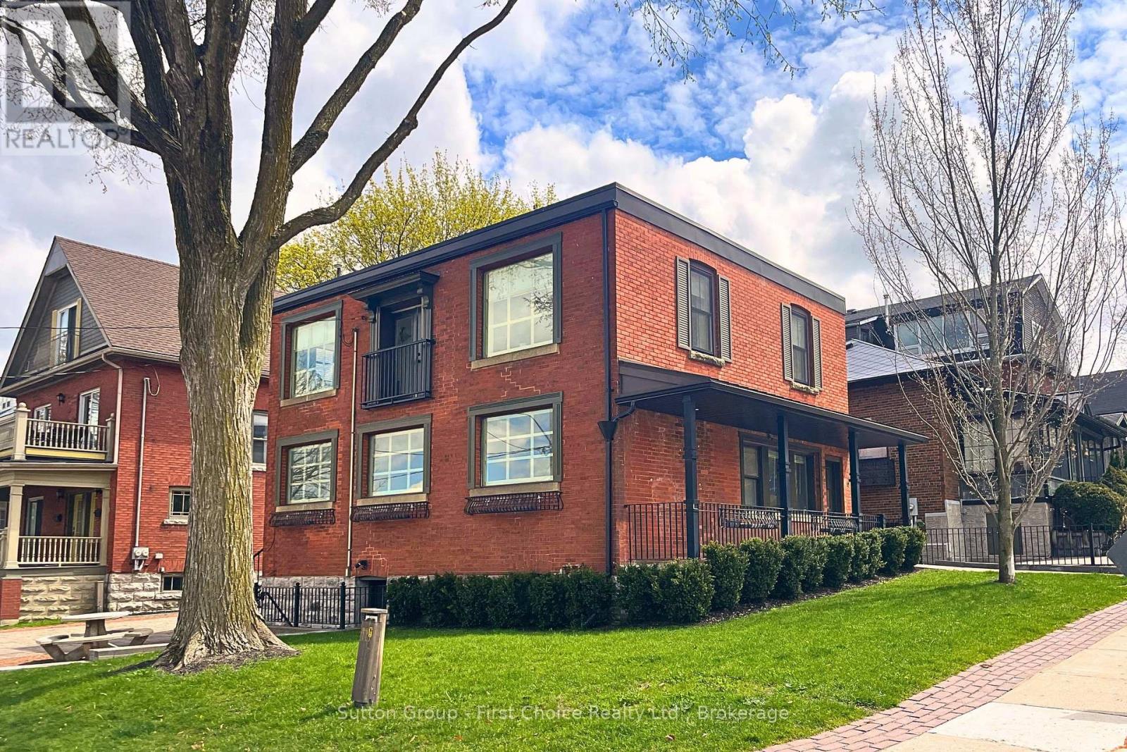 19 Waterloo Street S, Stratford, Ontario  N5A 4A5 - Photo 7 - X13086598