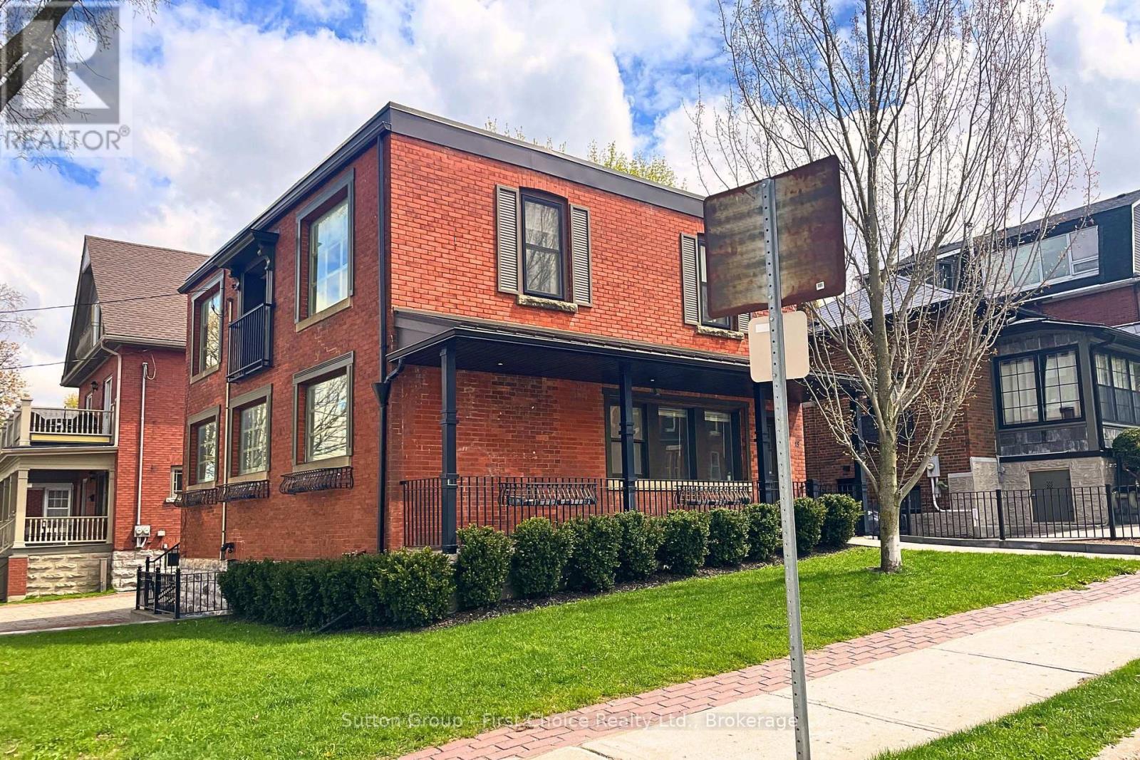 19 Waterloo Street S, Stratford, Ontario  N5A 4A5 - Photo 8 - X13086598