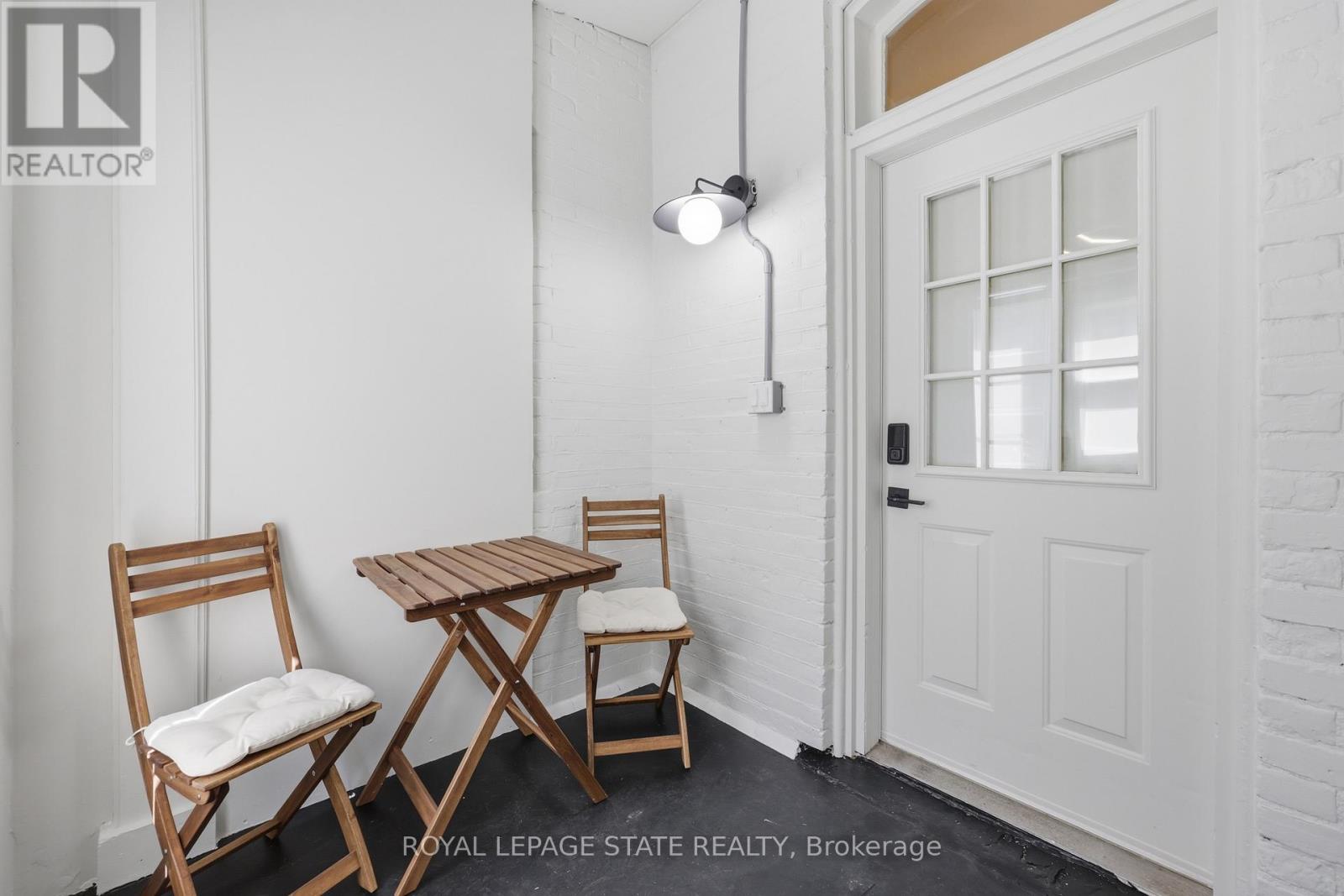 252 King Street W, Hamilton, Ontario  L8P 1A9 - Photo 7 - X13086962