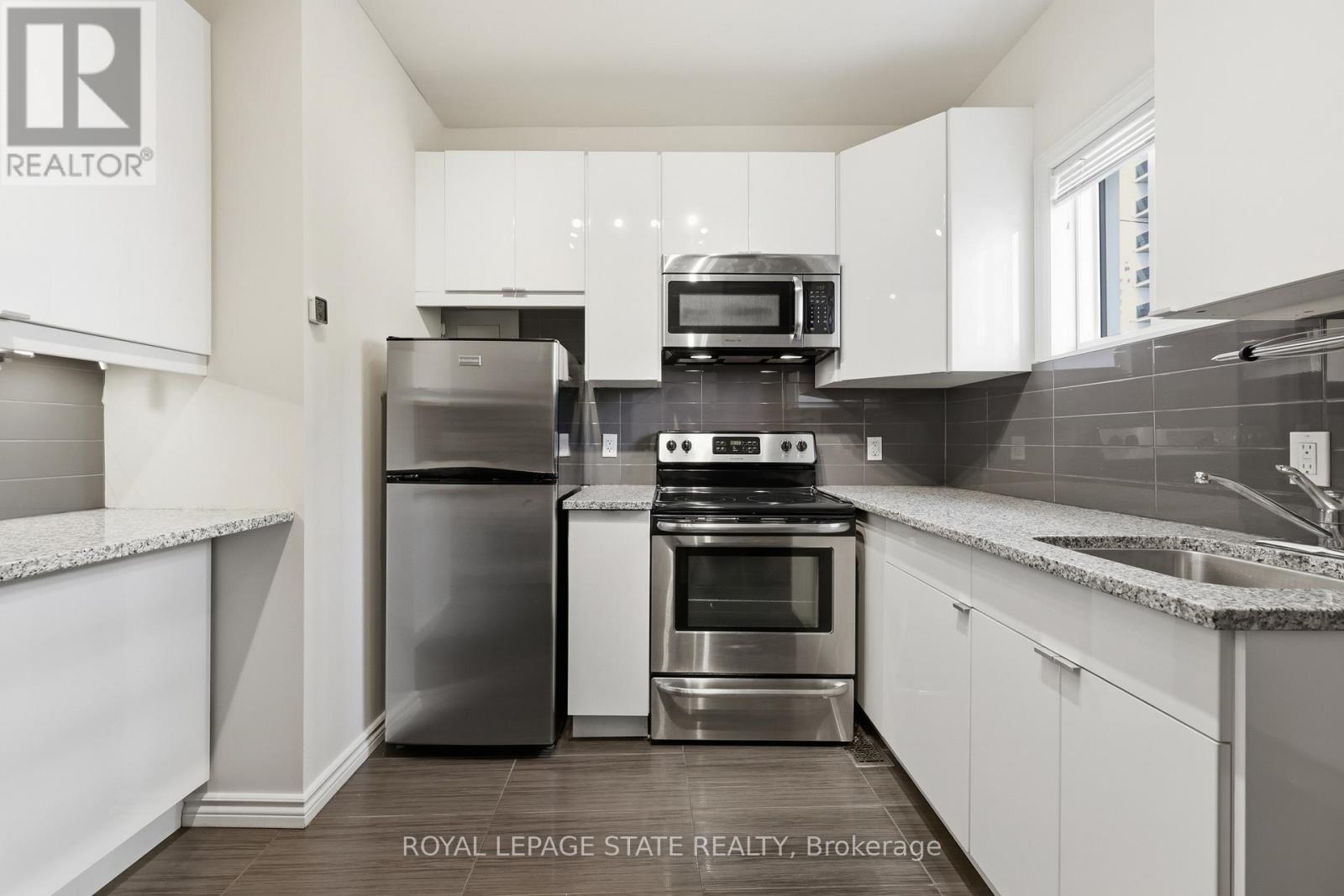 252 King Street W, Hamilton, Ontario  L8P 1A9 - Photo 31 - X13086962