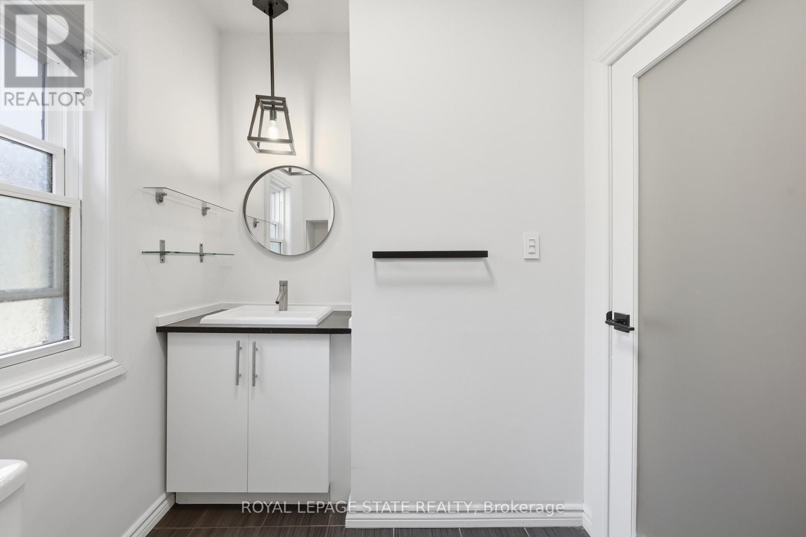 252 King Street W, Hamilton, Ontario  L8P 1A9 - Photo 35 - X13086962