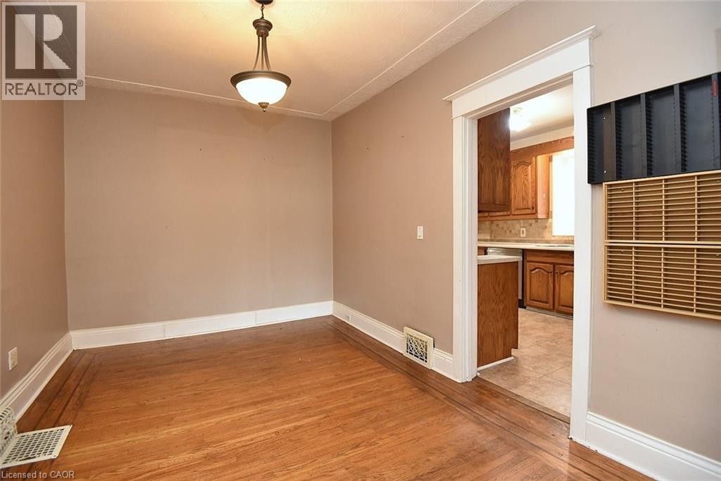 186 Belmont Avenue, Hamilton, Ontario  L8L 7M6 - Photo 13 - 40822100