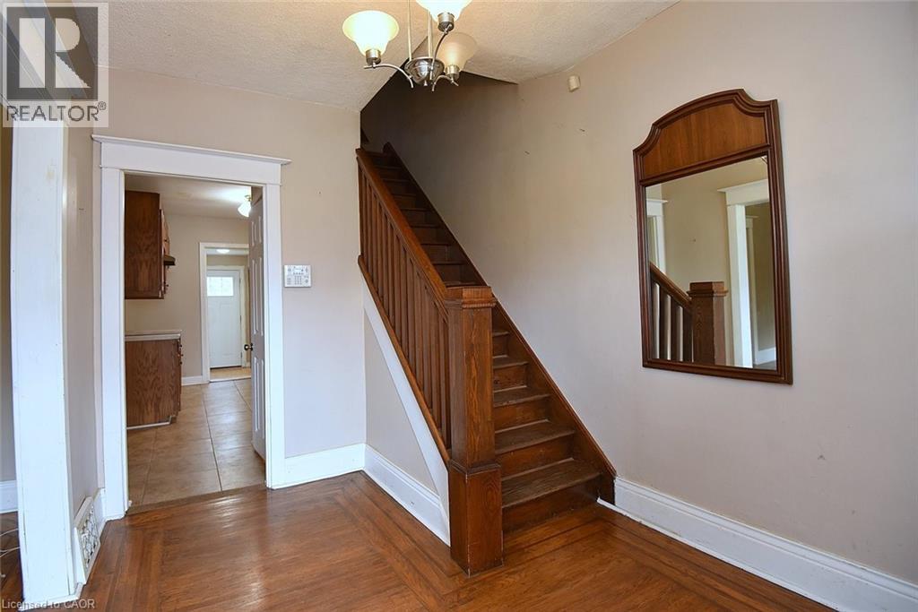 186 Belmont Avenue, Hamilton, Ontario  L8L 7M6 - Photo 9 - 40822100