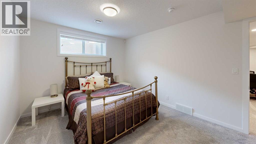 27 Mist Mountain Rise, Okotoks, Alberta  T1S 5P6 - Photo 34 - A2290063
