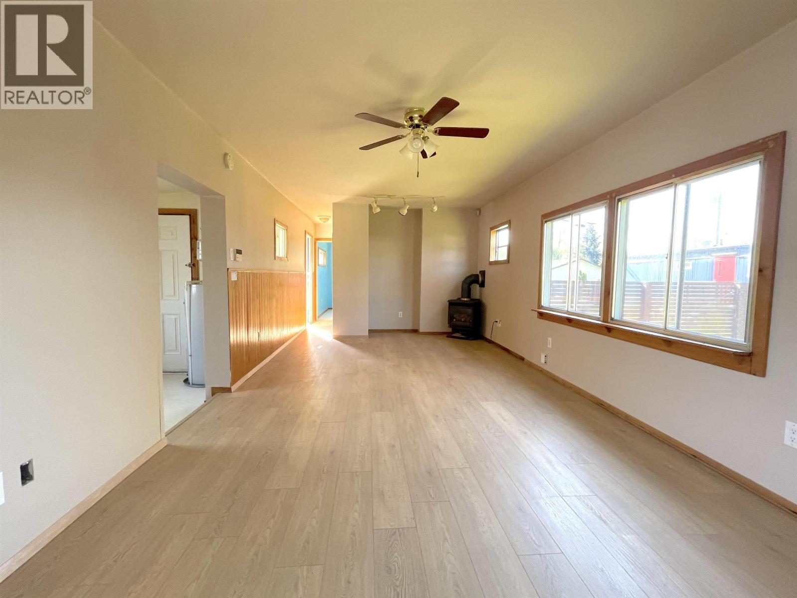 9 1413 Sunshine Coast Highway, Gibsons, British Columbia  V0N 1V5 - Photo 9 - R3119709