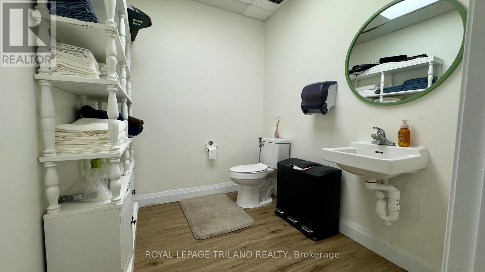 607 Wellington Road S, London South, Ontario  N6C 4R3 - Photo 10 - X13087050