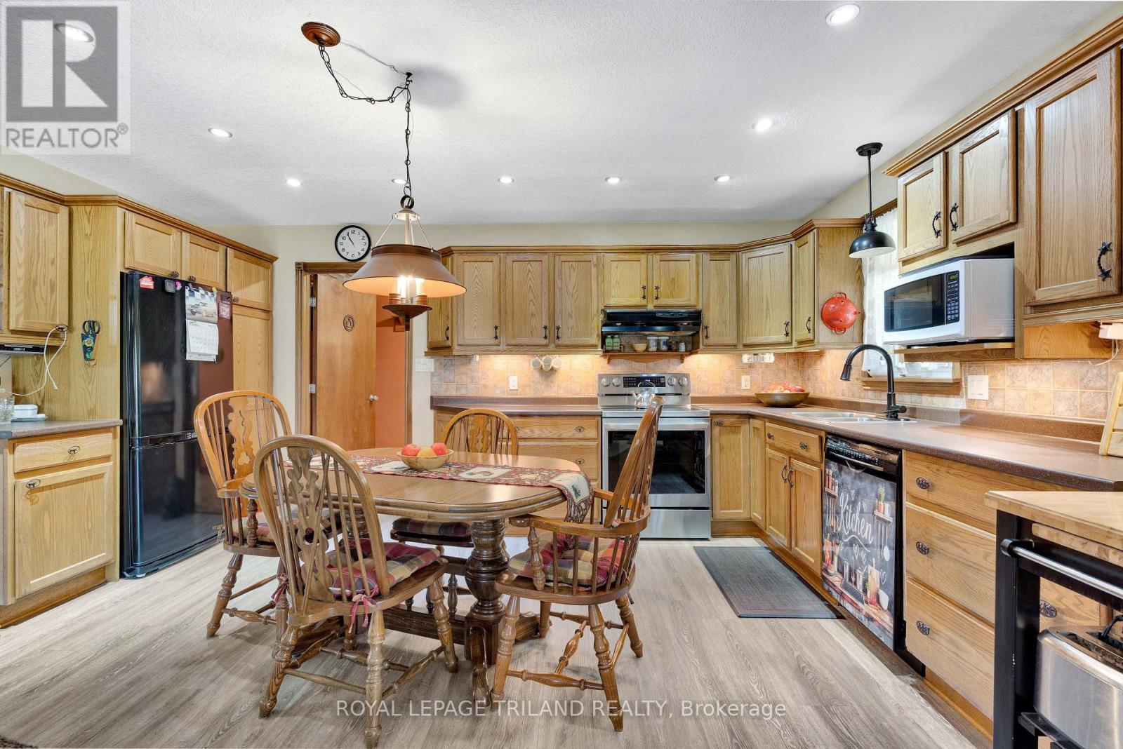 20236 Marsh Line W, West Elgin, Ontario  N0L 2C0 - Photo 27 - X13087188