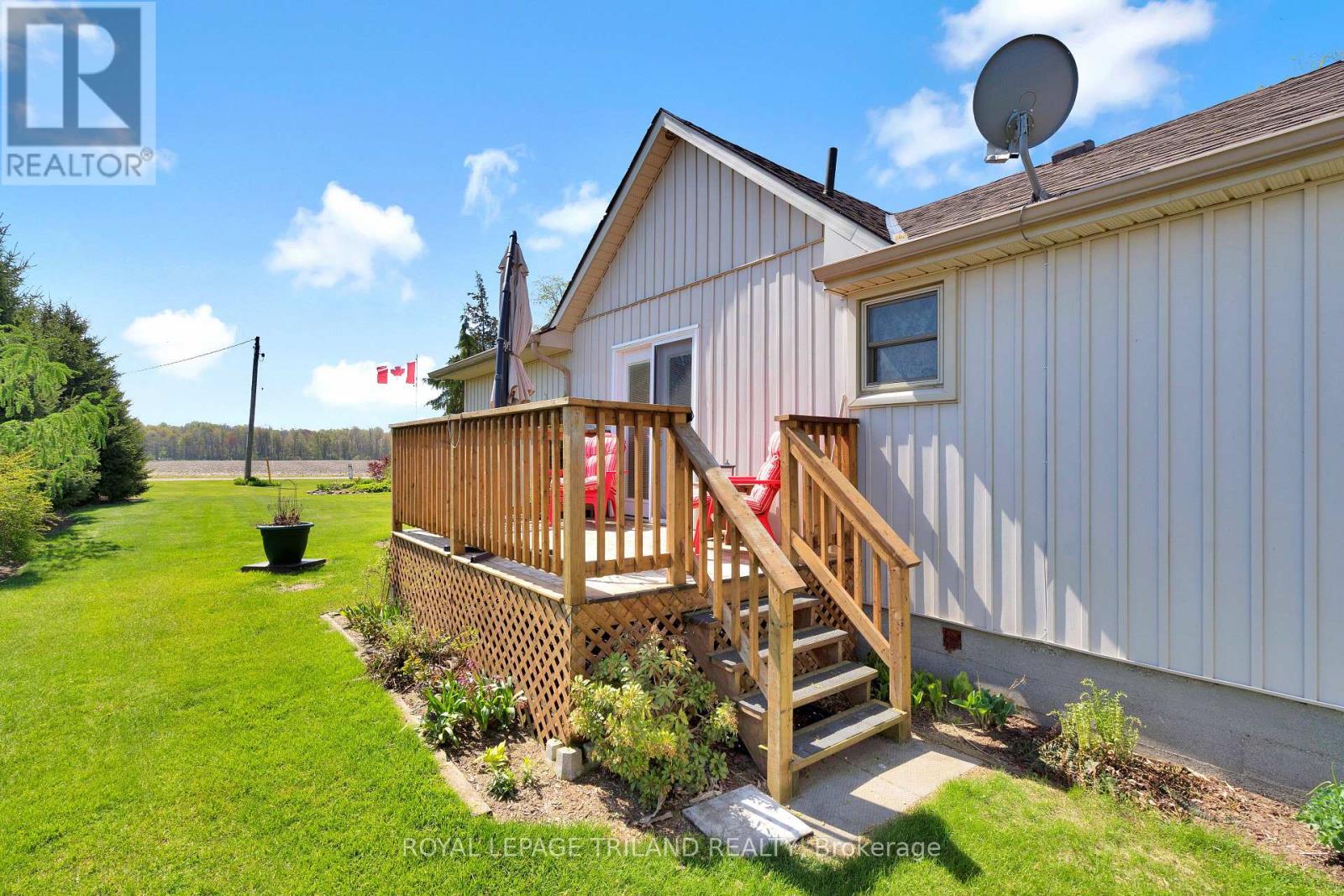20236 Marsh Line W, West Elgin, Ontario  N0L 2C0 - Photo 3 - X13087188