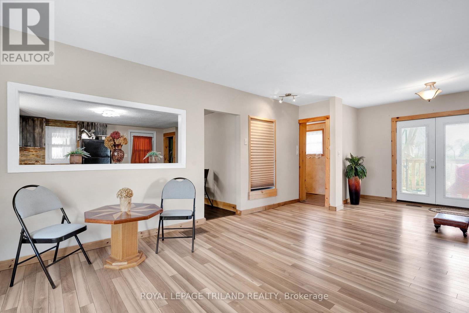 20236 Marsh Line W, West Elgin, Ontario  N0L 2C0 - Photo 6 - X13087188