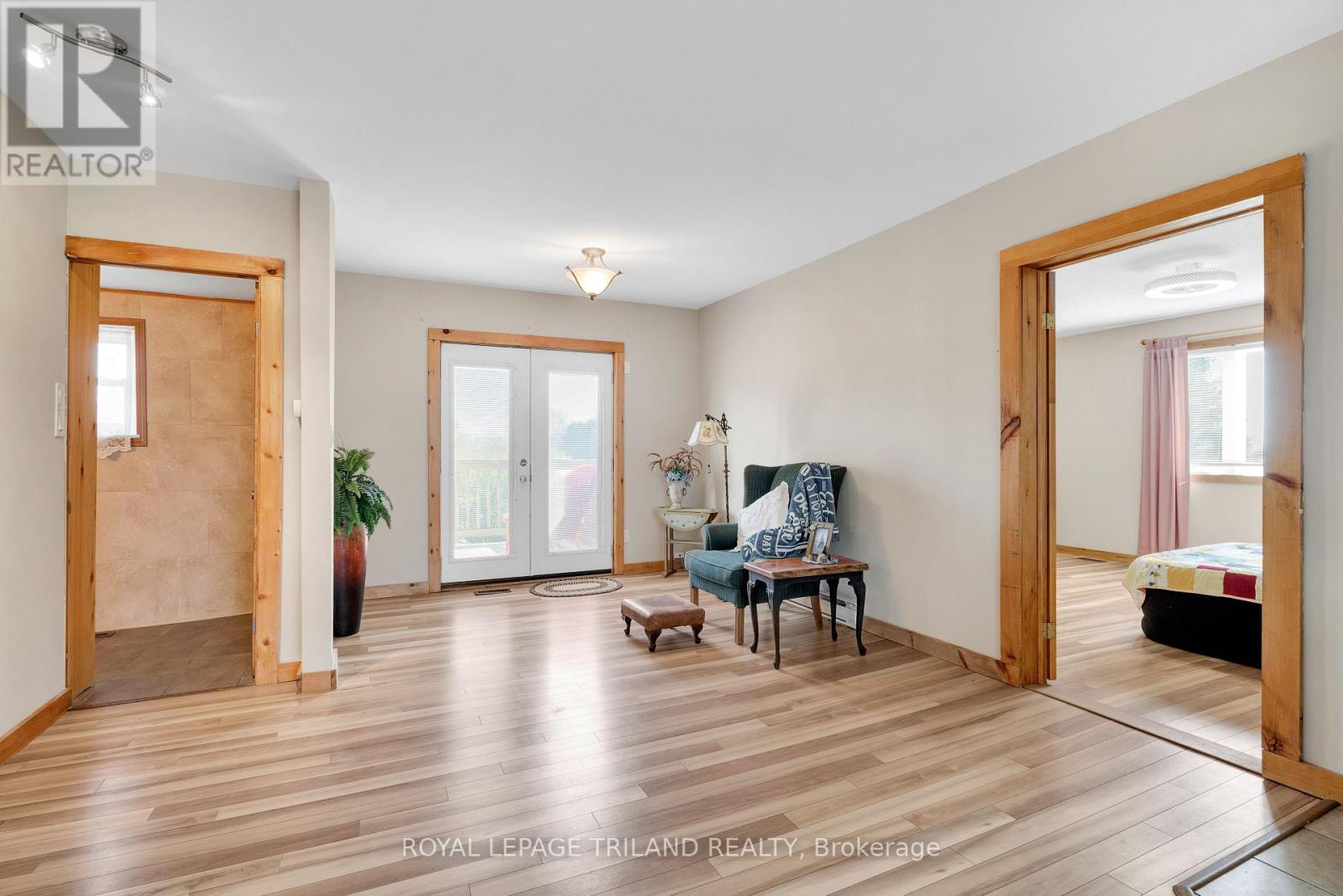 20236 Marsh Line W, West Elgin, Ontario  N0L 2C0 - Photo 7 - X13087188