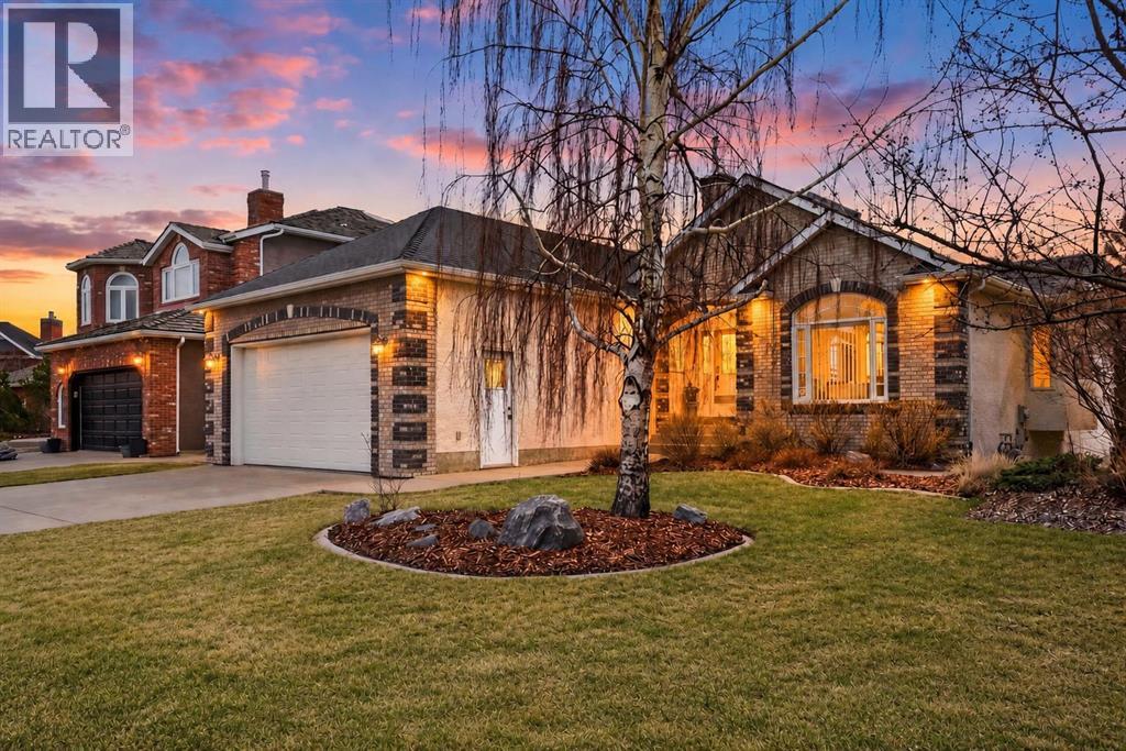 7051 Christie Briar Manor SW, Calgary, Alberta  T3H 2H5 - Photo 6 - A2307304