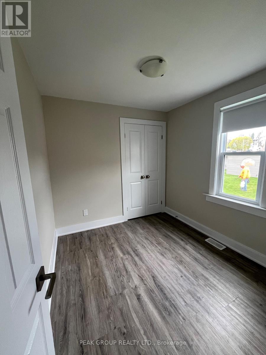 2921 Portage Road, Niagara Falls, Ontario  L2J 2J6 - Photo 11 - X13087192