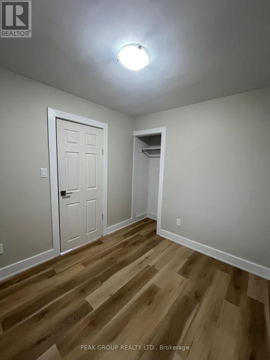 2921 Portage Road, Niagara Falls, Ontario  L2J 2J6 - Photo 9 - X13087192