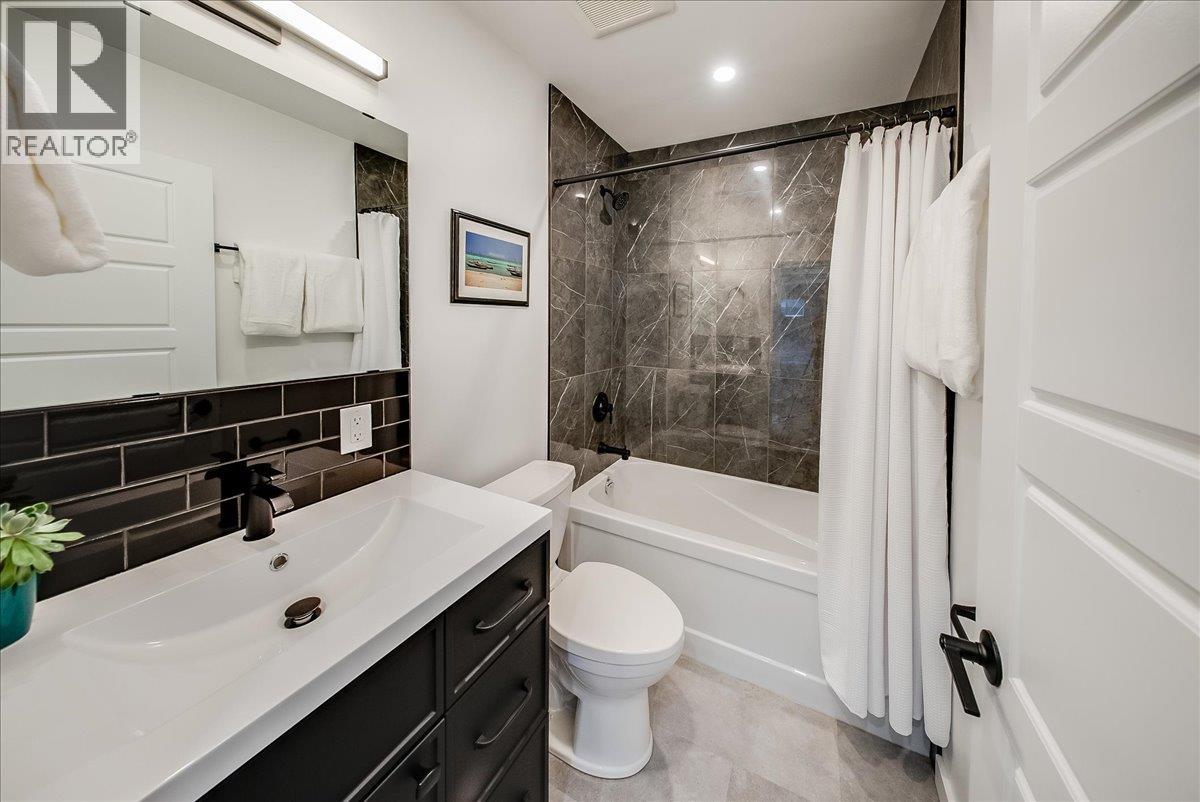 934 Redstone Drive, Rossland, British Columbia  V0G 1Y0 - Photo 34 - 10386241