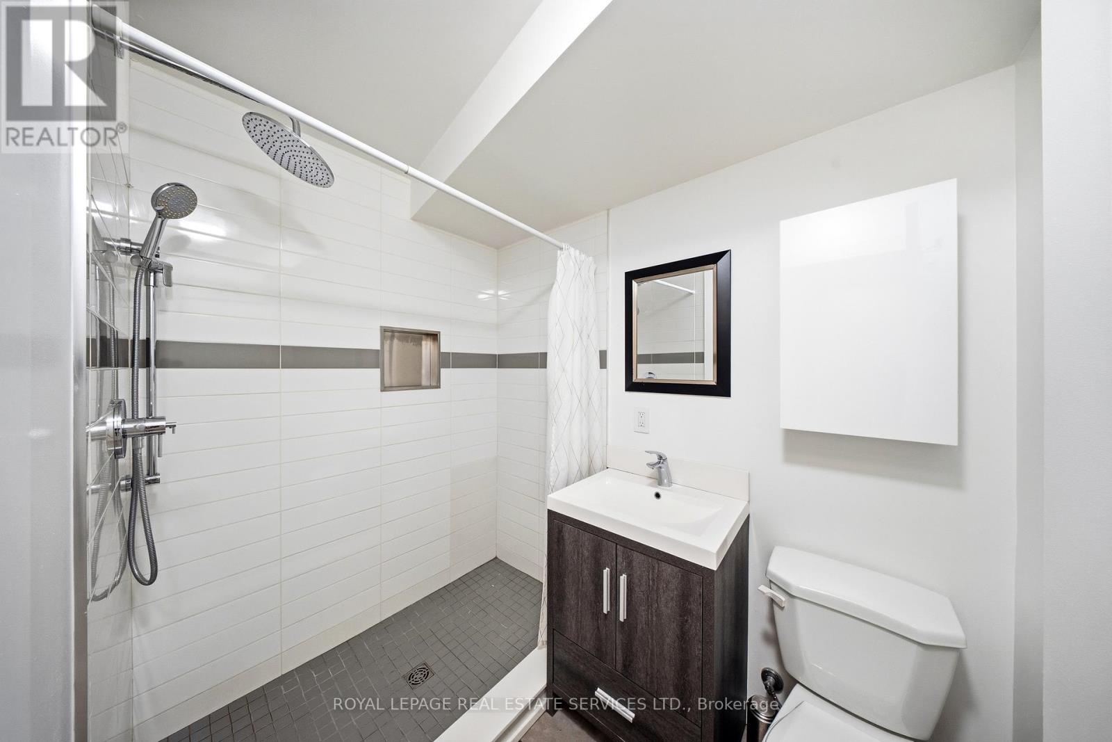 267 Christie Street, Toronto, Ontario  M6G 3B9 - Photo 30 - C13087150