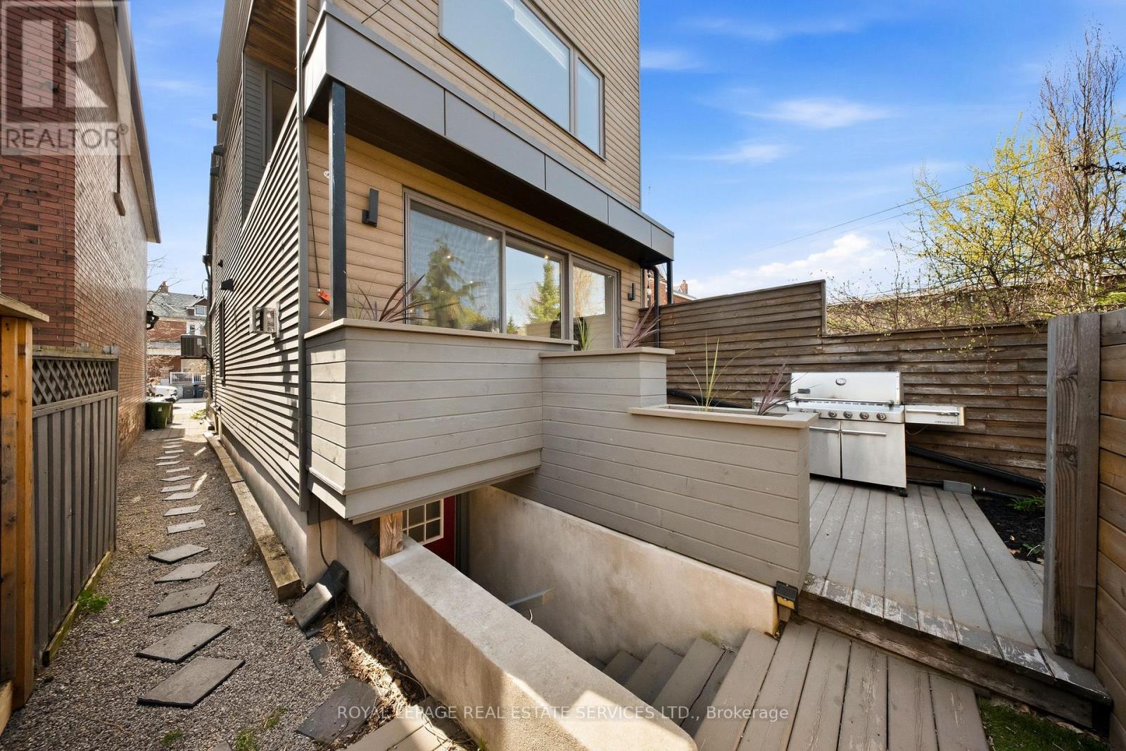 267 Christie Street, Toronto, Ontario  M6G 3B9 - Photo 35 - C13087150