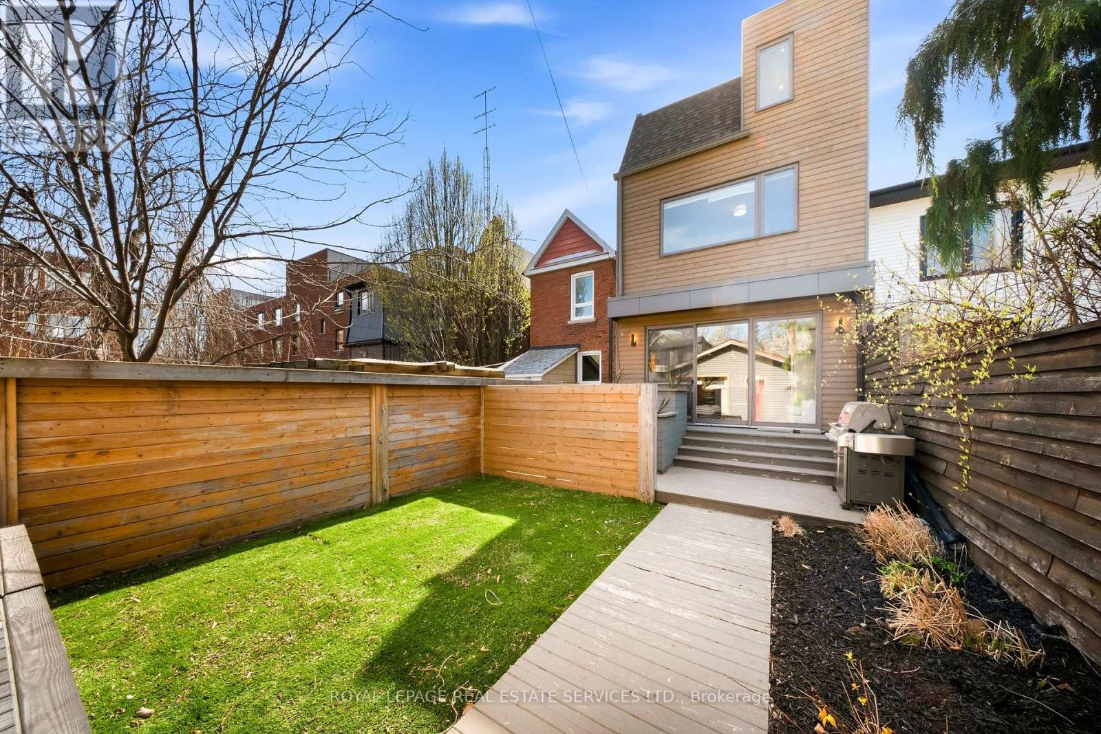 267 Christie Street, Toronto, Ontario  M6G 3B9 - Photo 39 - C13087150